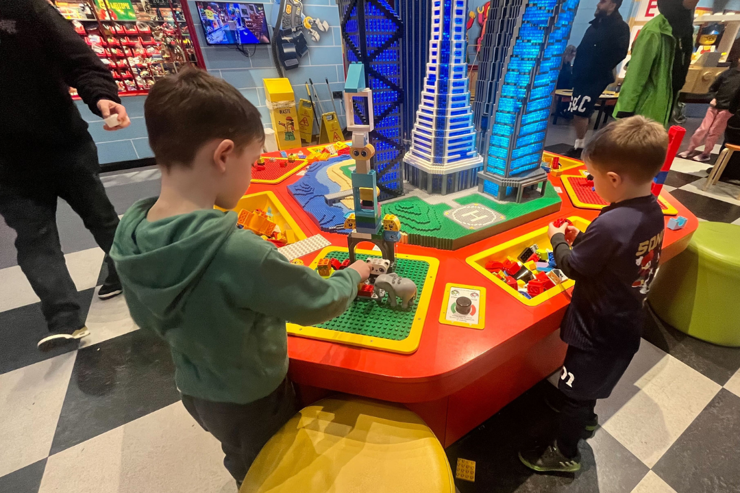 Kids can happily build for hours on end at the Legoland Discovery Centre