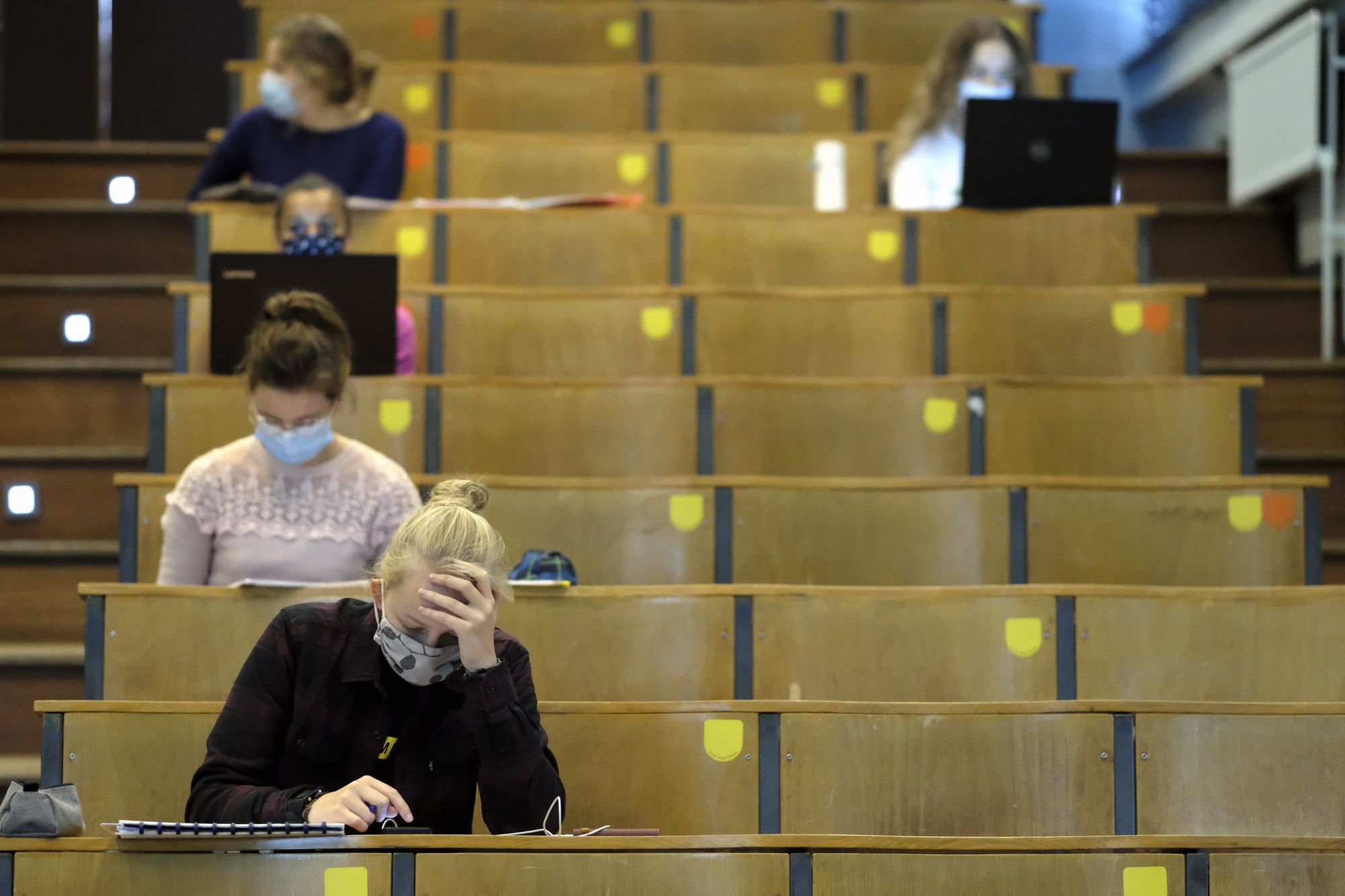 Masking real problems: Young people entering the workforce now are the generations whose exams were disrupted by Covid