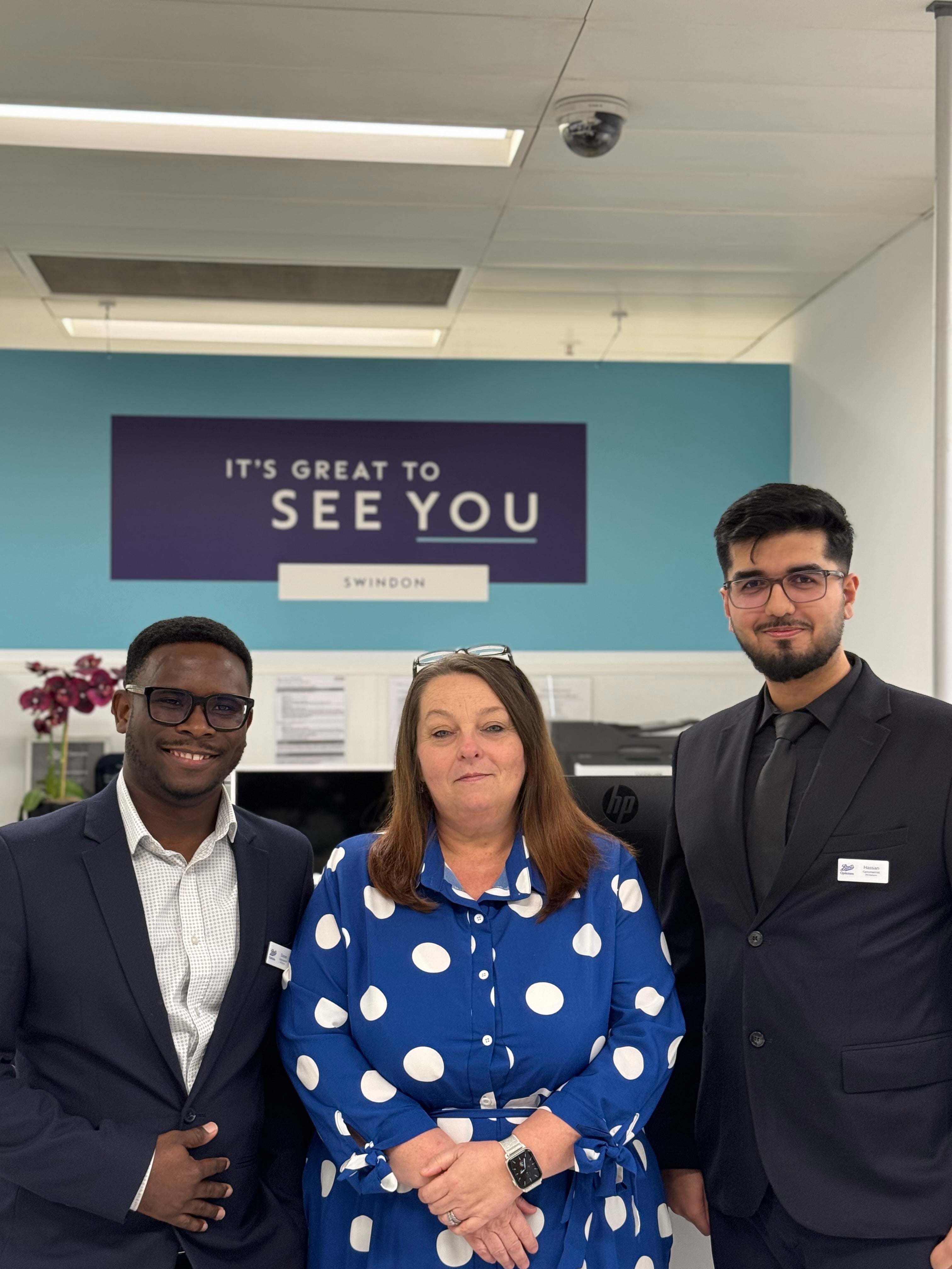 Tammy with Boots Opticians, Daniel Karikari (left) and Hassan Awan (right)