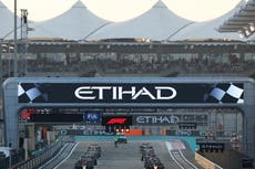 F1 trials unique ‘blue warning’ race start at Bahrain pre-season testing