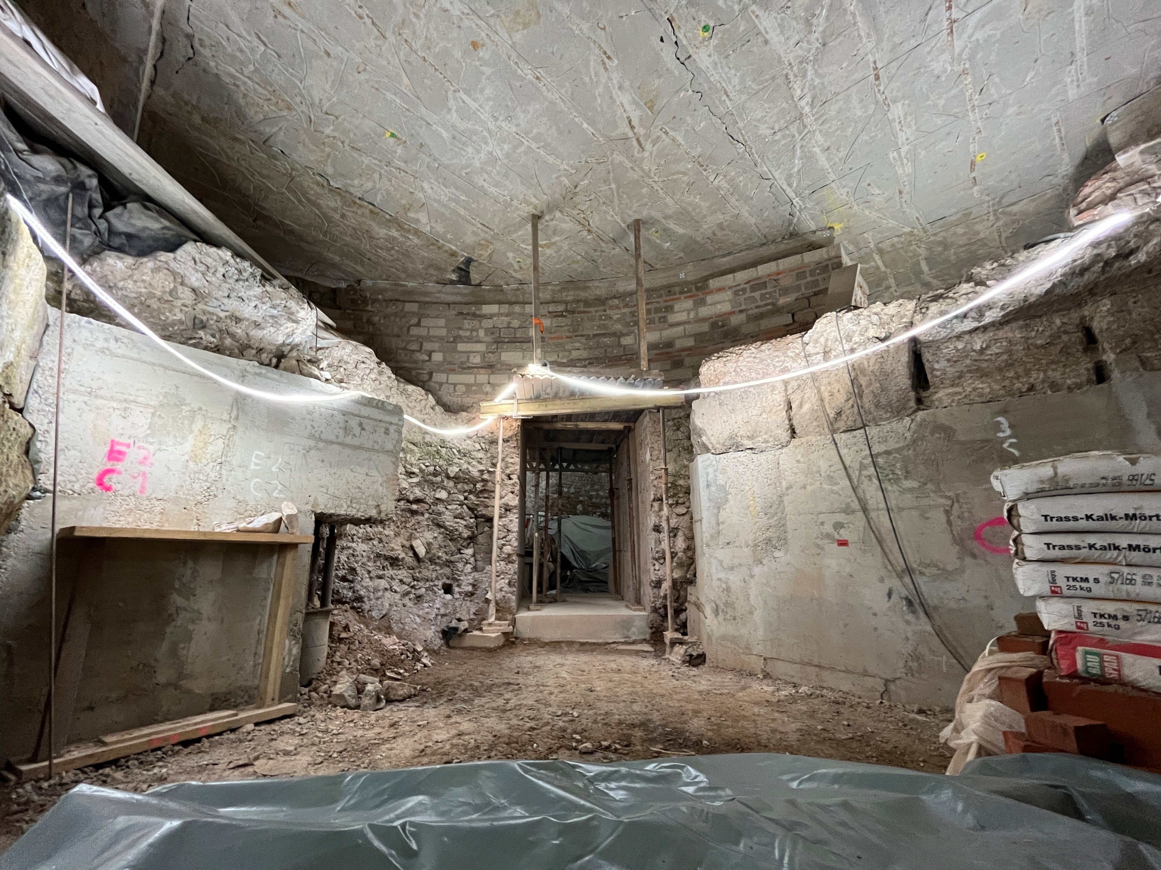 A breakthrough section revealing Roman structures beneath the museum site