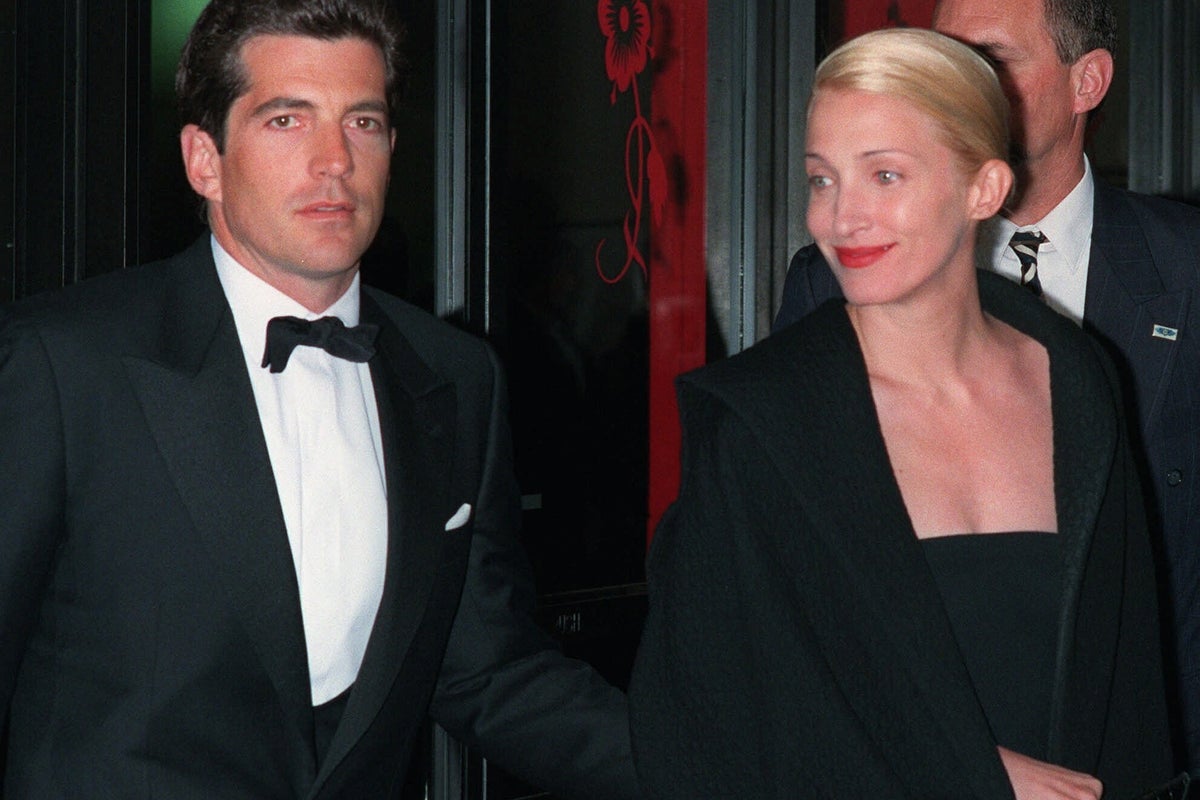 'Love Story' is revealing just how much Carolyn Bessette Kennedy's style has endured