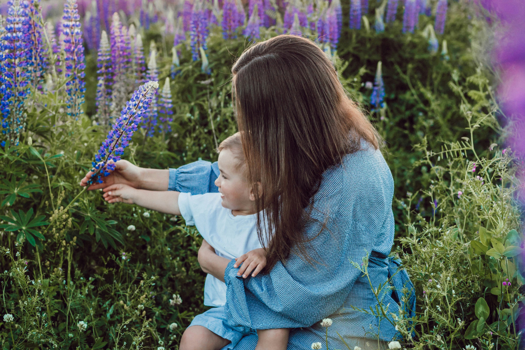 Presents to celebrate her first Mother’s Day: from experience gifts to beauty treats