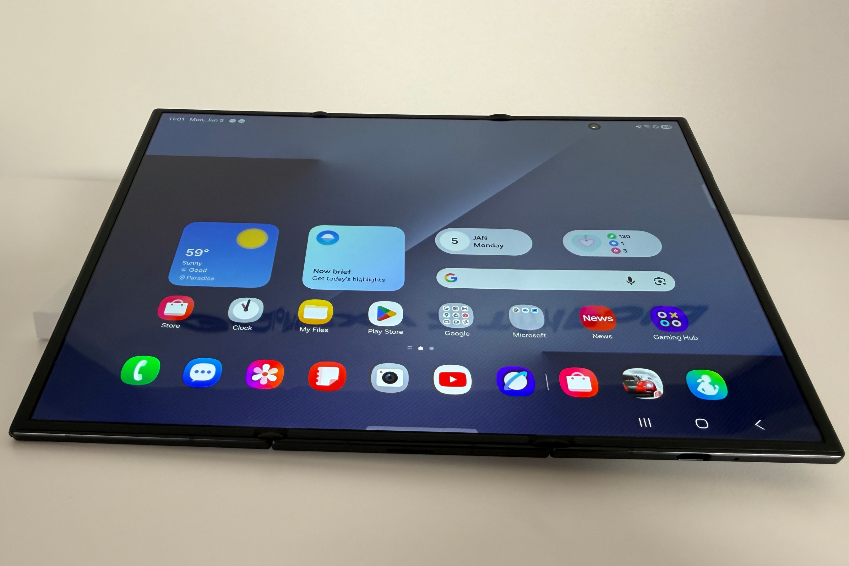 samsung-galaxy-trifold-review-independent (1)