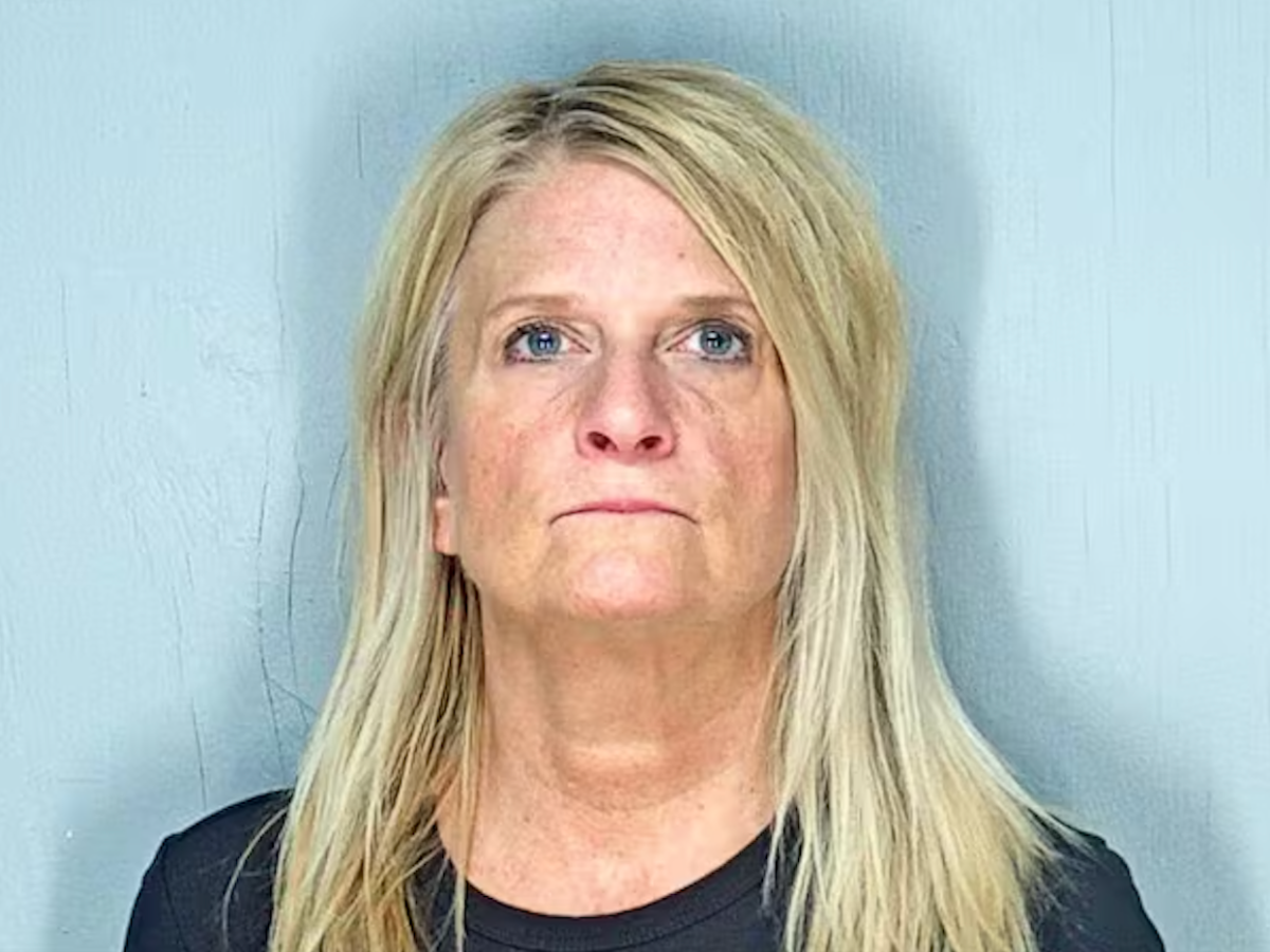 <p>Laurie Laubenstein, 58, a teacher at Lincoln Elementary School in New London, Wisconsin, admitted to police that she started using cocaine in August 2025, authorities said</p>