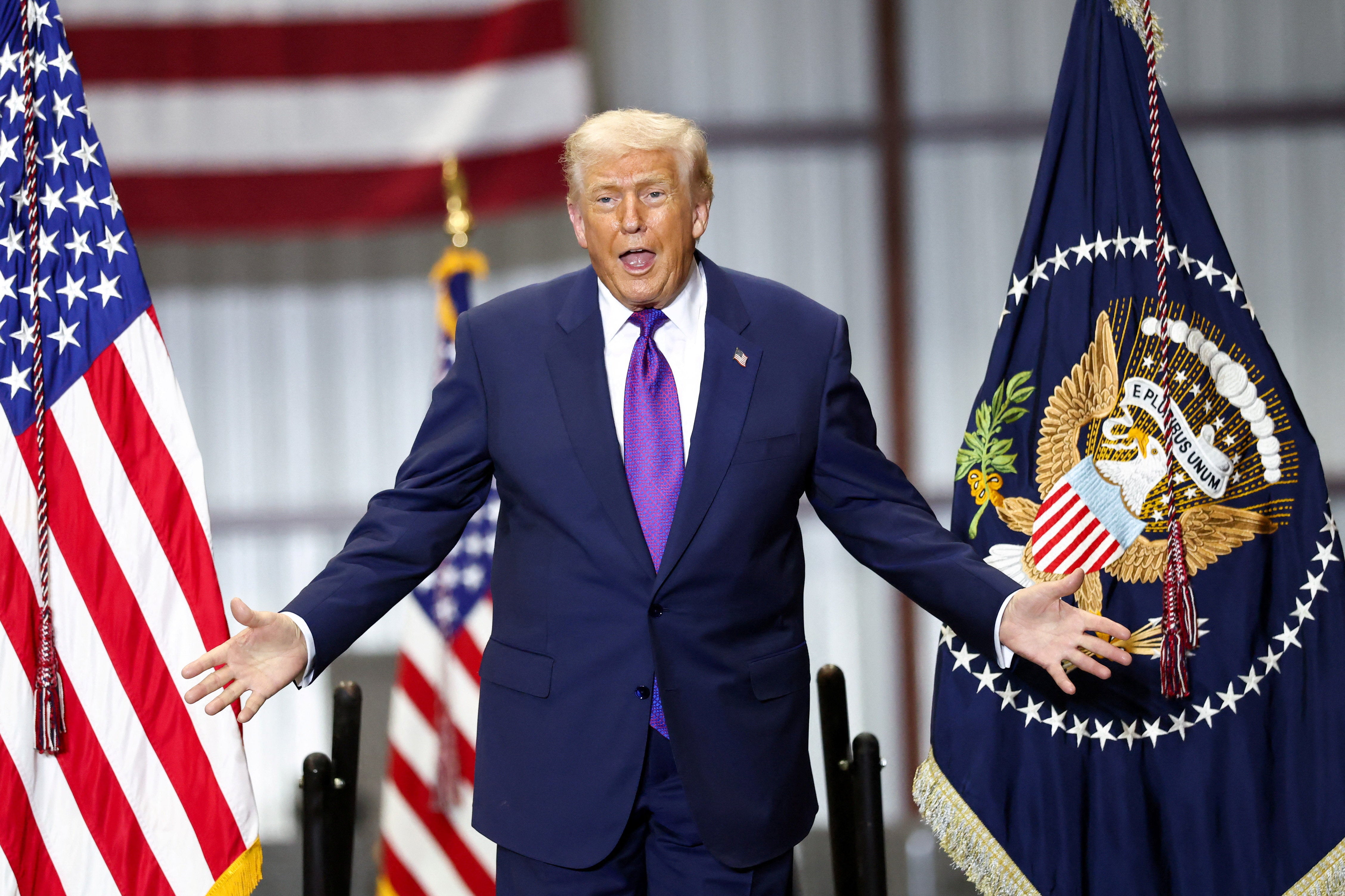 The President addressing a crowd in Rome, Georgia.