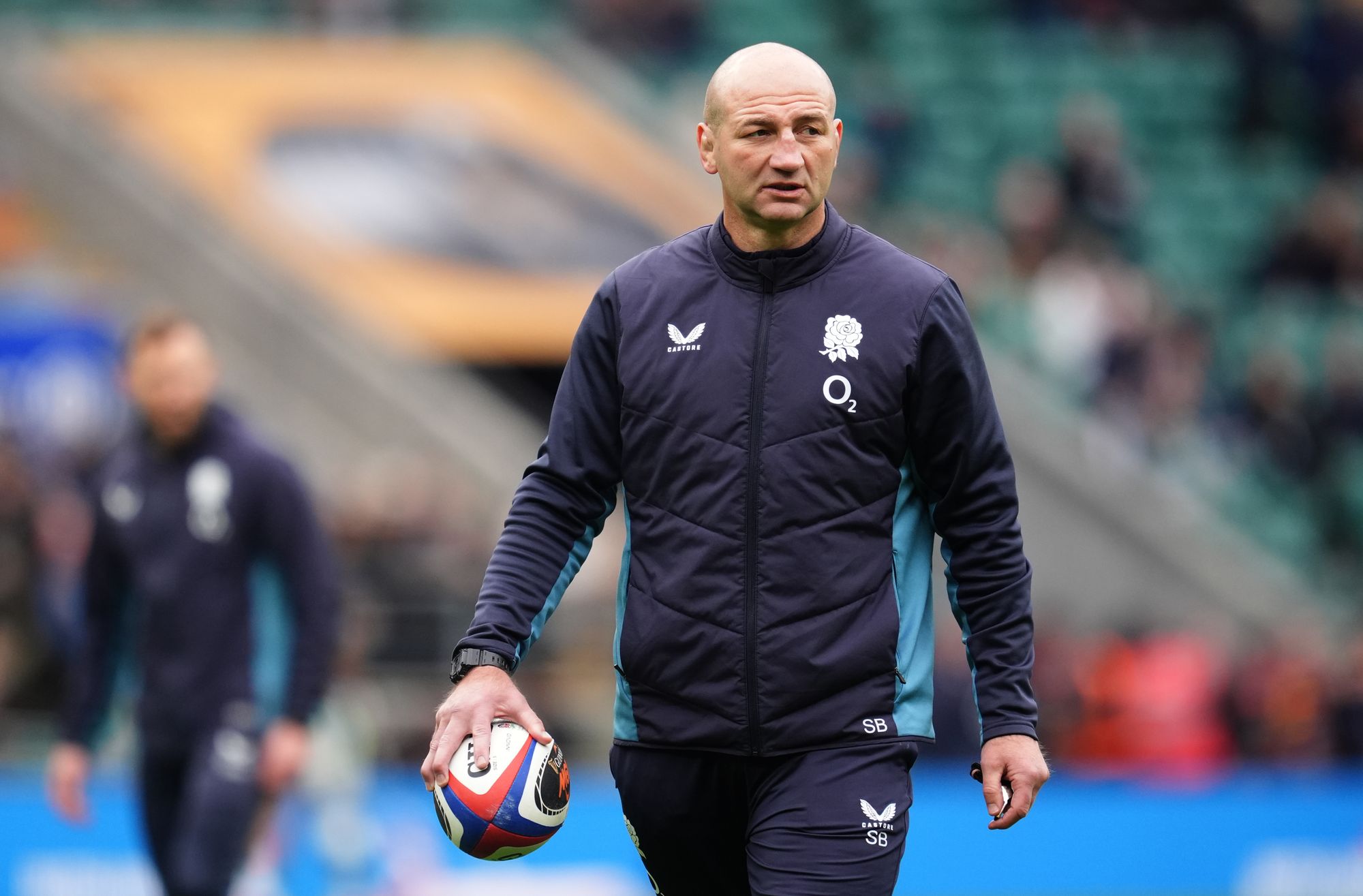 Steve Borthwick must choose whether to stick or twist