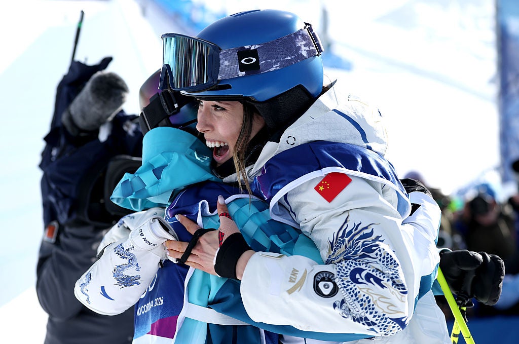 Gu ran to celebrate with teammate Li