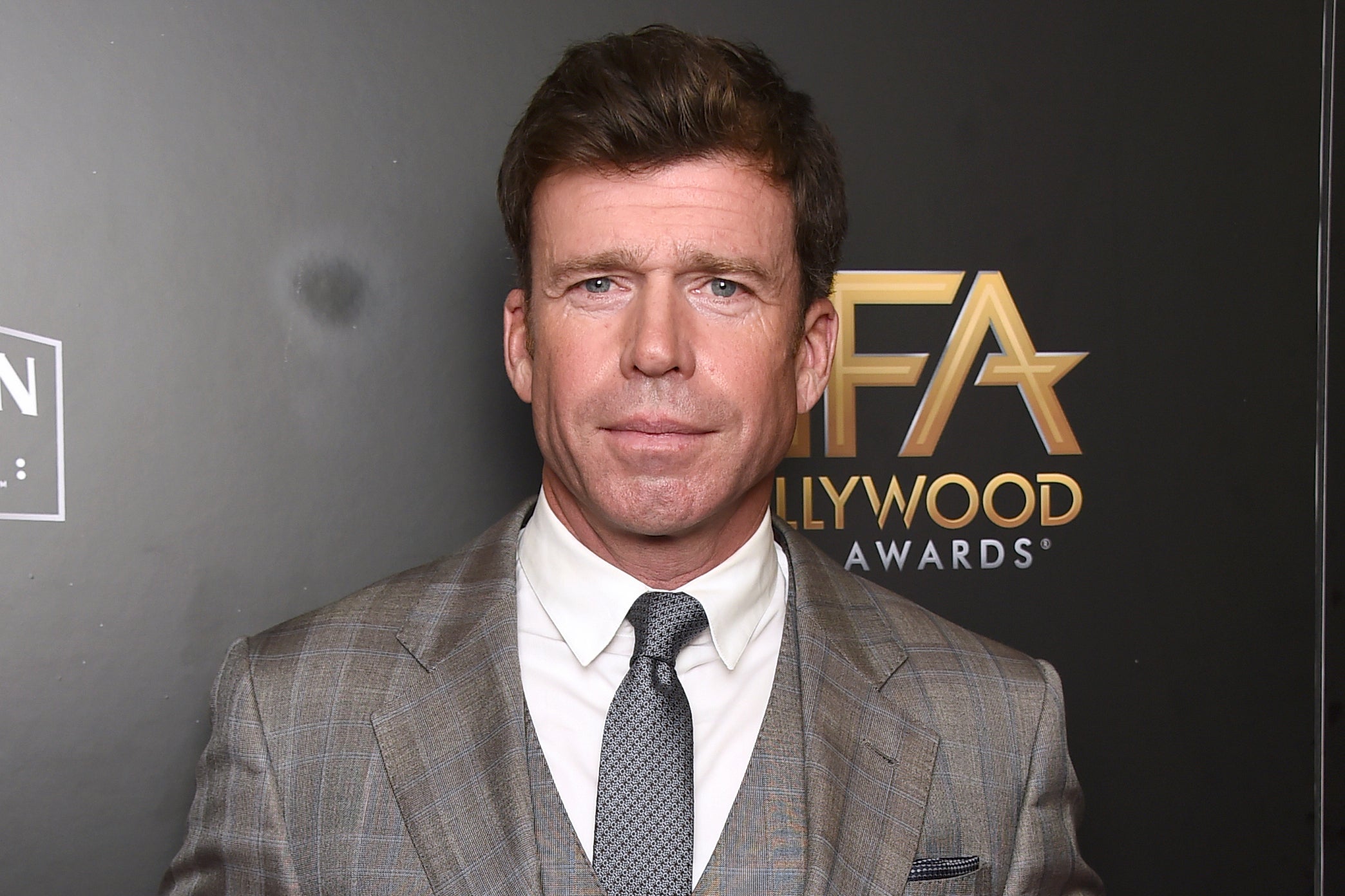 Тејлор Шеридан је коаутор књиге са бившим осуђеником Томом Нелсоном