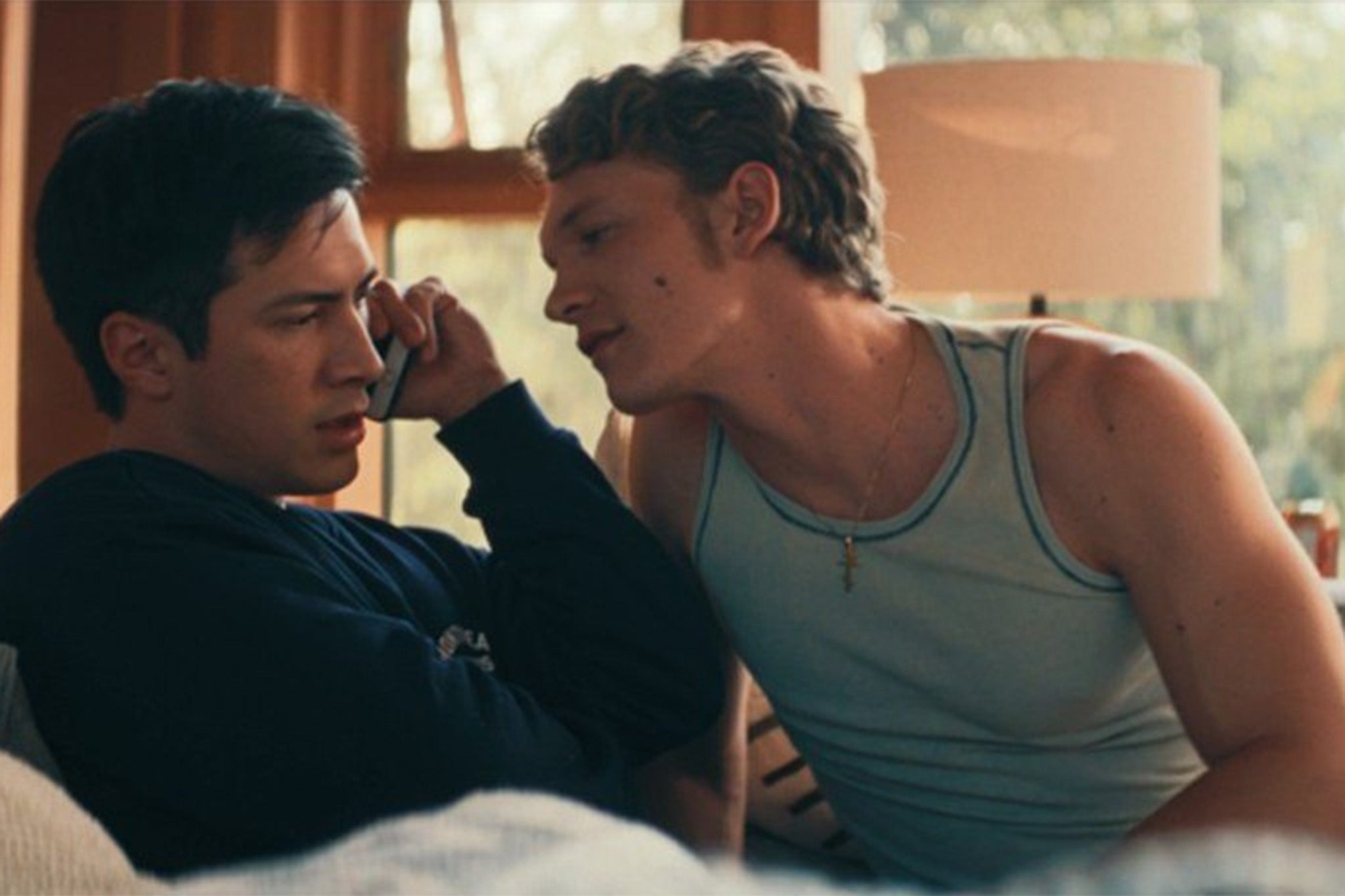 Главне улоге у Хеатед Ривалри-у су Конор Стори и Хадсон Вилијамс