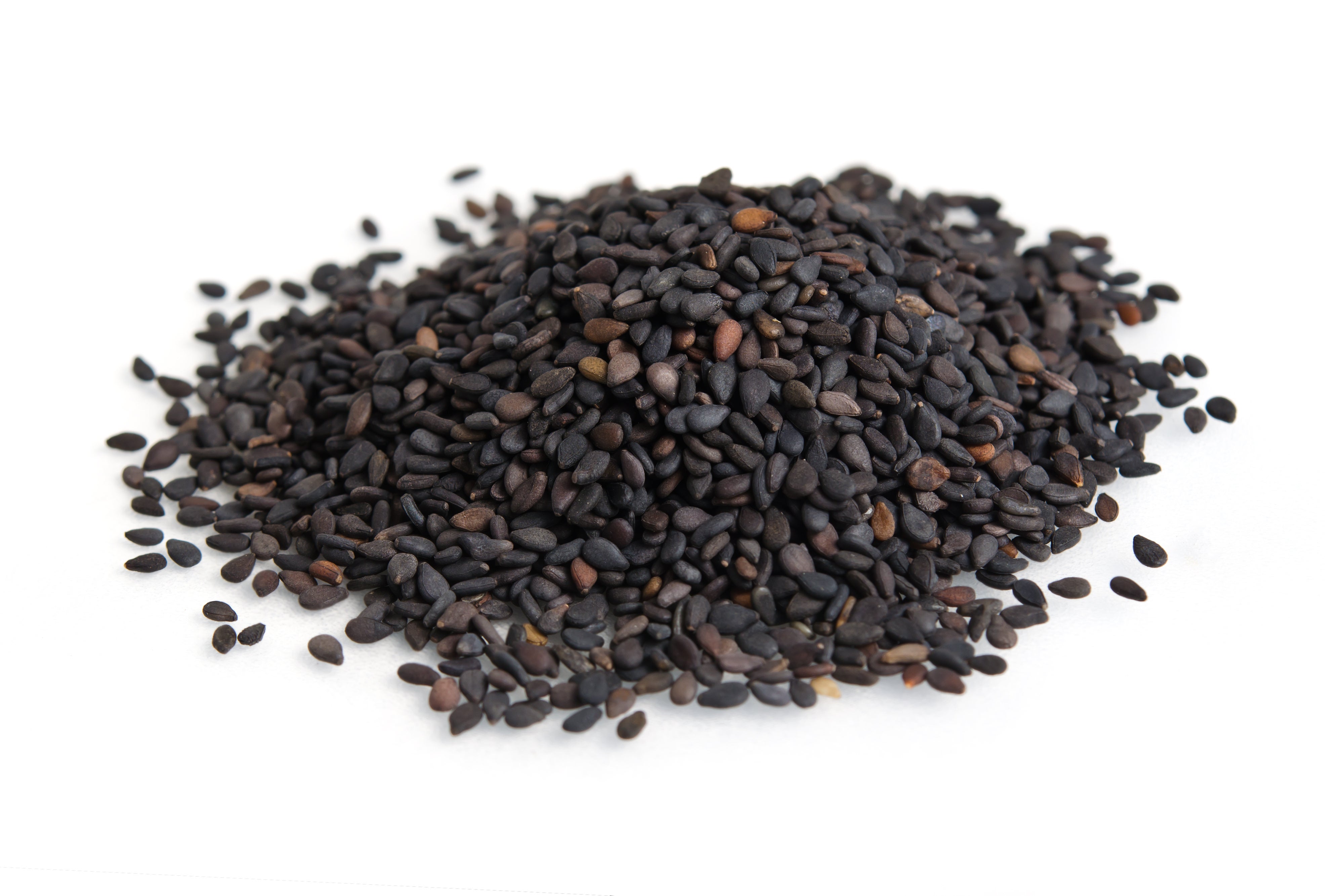 Black sesame differs from white sesame in its nutritional makeup
