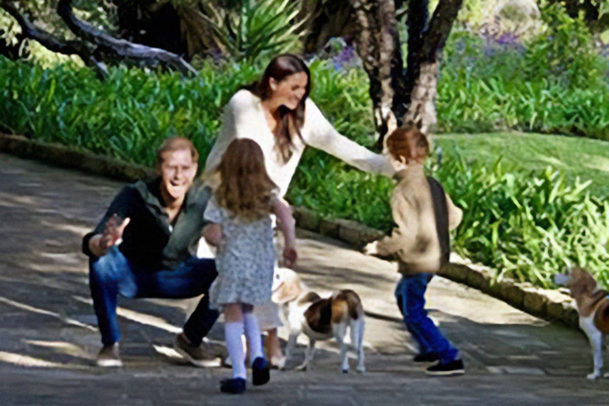 Prince Harry ‘hopes King Charles will invite Meghan and children to Sandringham this summer for family time’ Prince Harry ‘hopes King Charles will invite Meghan and children to Sandringham this summer for family time’