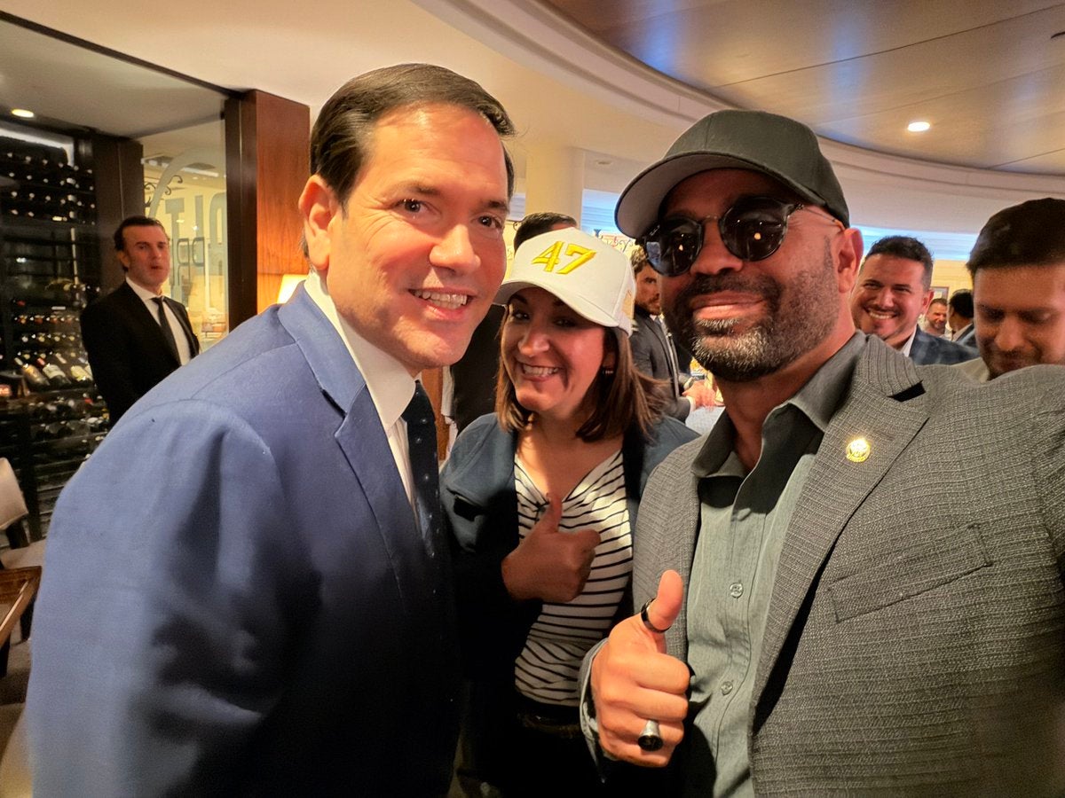Rubio ripped for posing for grinning photo with ex-Proud Boys leader at Florida summit