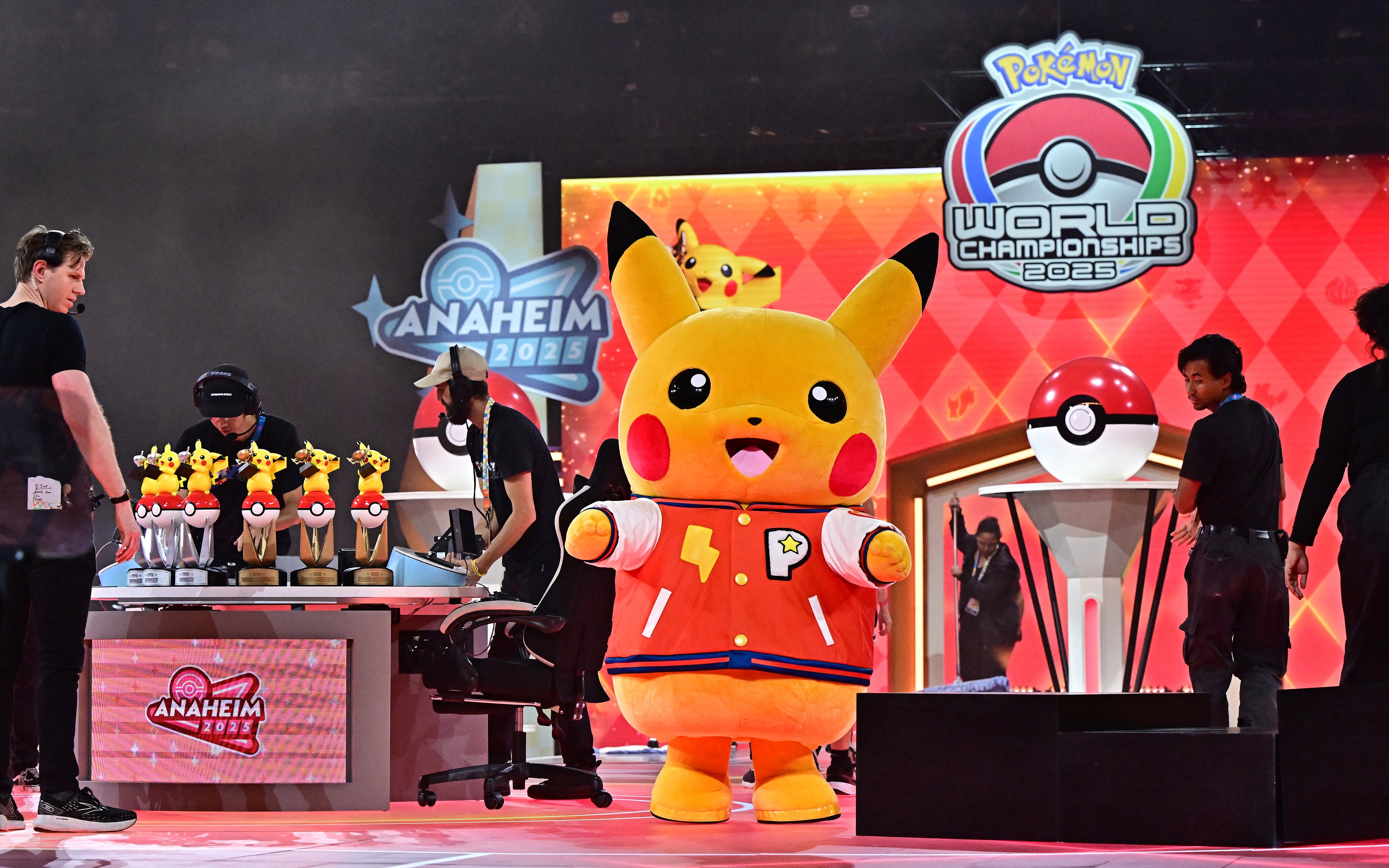 Aloof, a master Pokémon subordinate who lives successful Israel, was thrown retired of nan 2025 World Championships successful Anaheim and is now suing complete his prohibition from sanctioned competition
