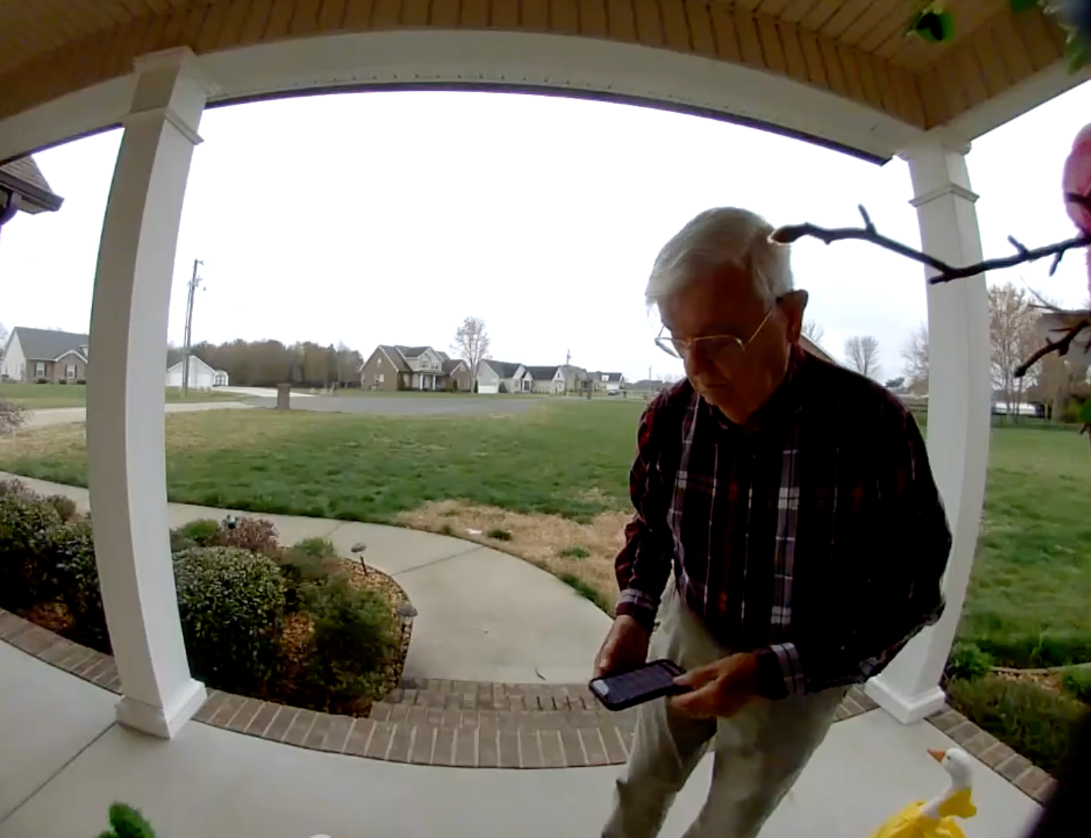 A societal media personification recognized Richard, and gave his afloat sanction to Smith