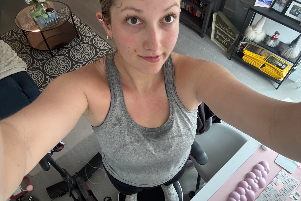 Vibration plates are suddenly everywhere. What I learned after one (very shaky) month Vibration plates are suddenly everywhere. What I learned after one (very shaky) month