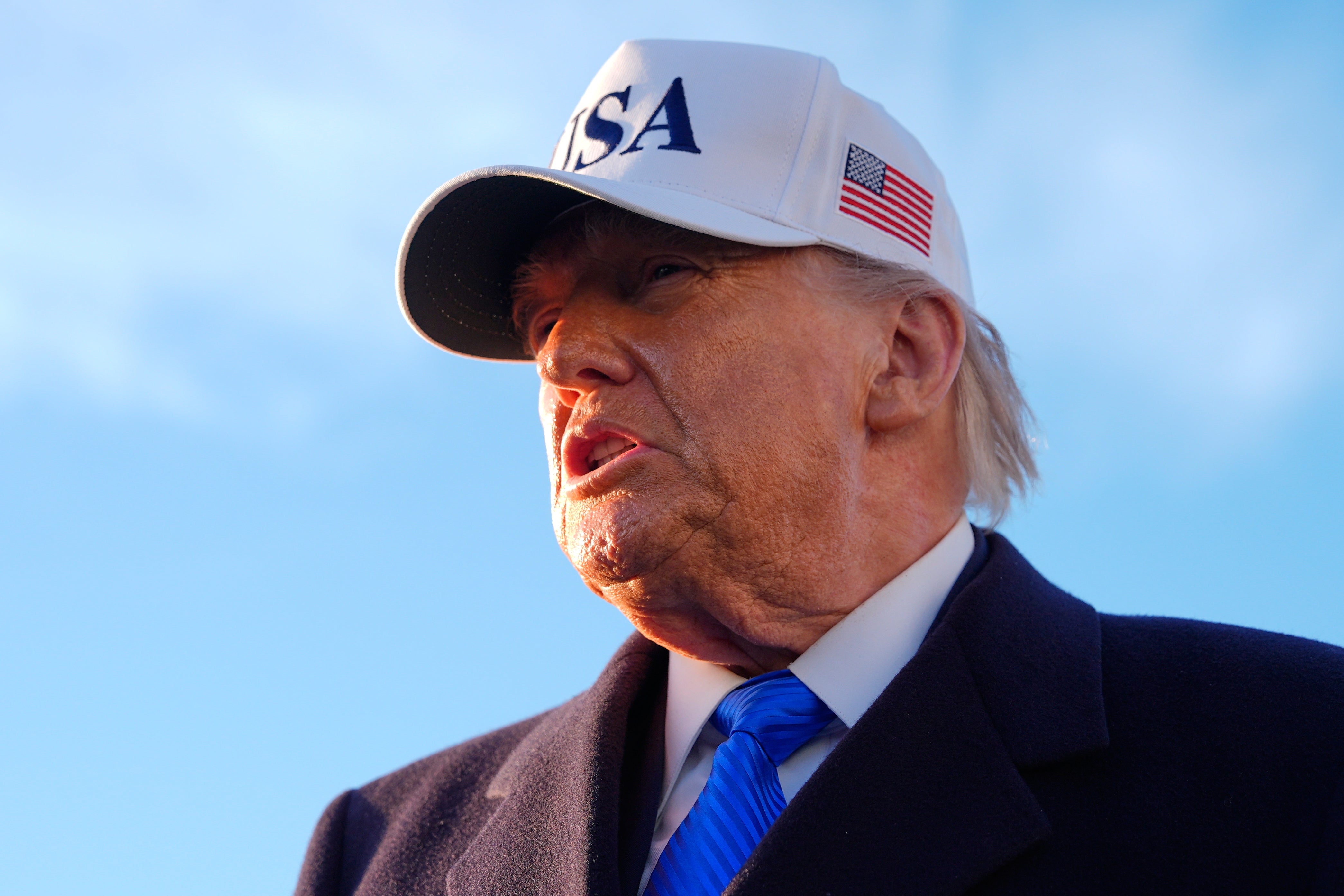 President Donald Trump unexpectedly weighed connected nan argument, backing Levin without explicitly rebuking Kelly