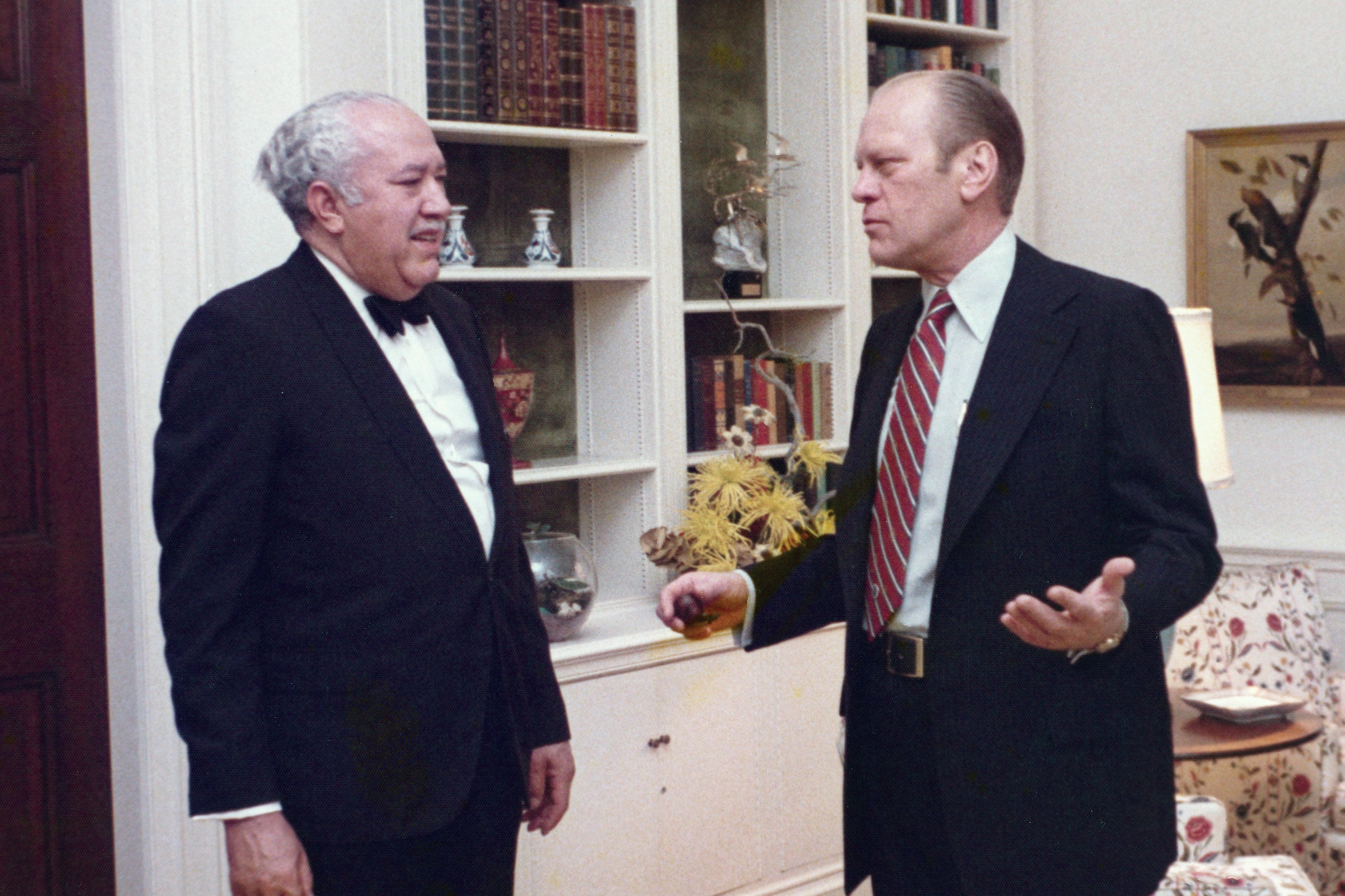 President Gerald Ford speaks pinch John Woodson Ficklin successful 1975