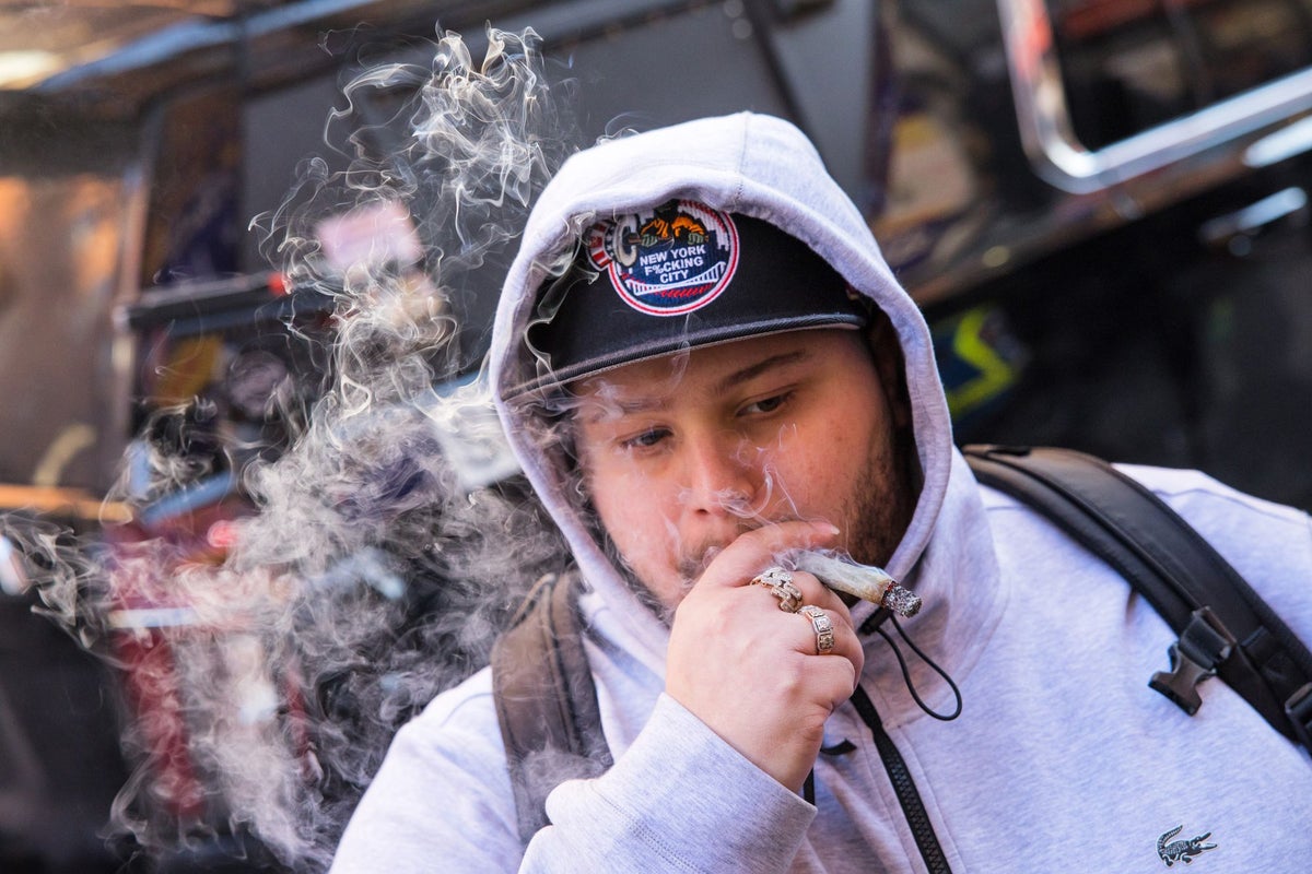 There’s ‘no evidence’ marijuana works to treat most mental health disorders, largest review of its kind finds