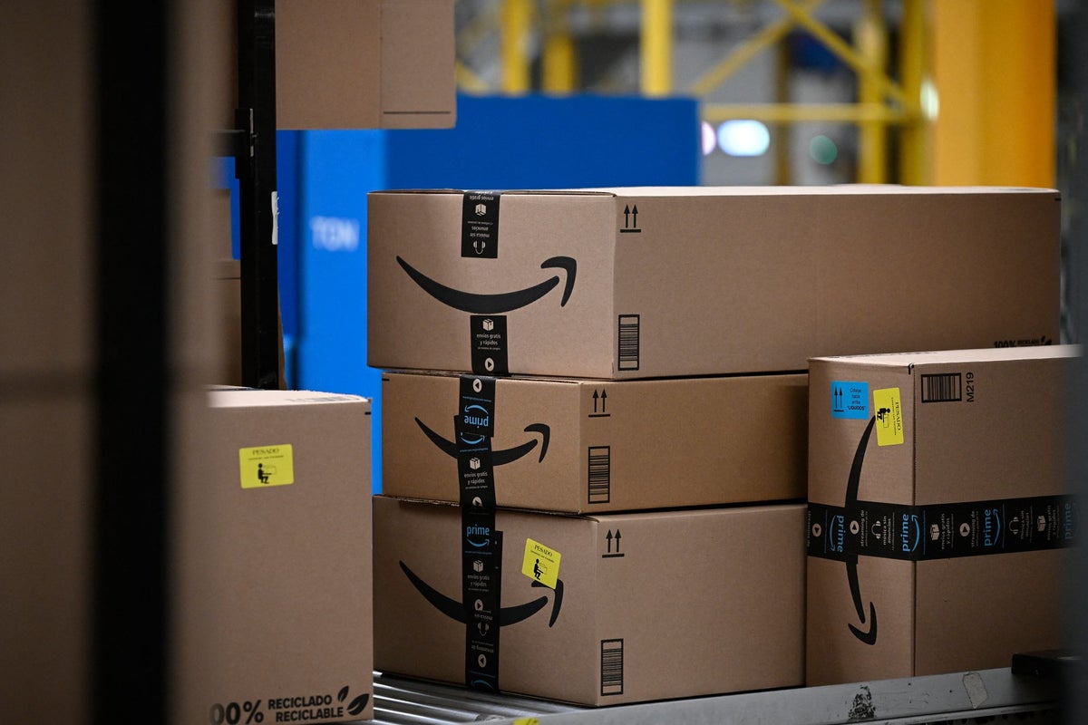 Amazon acquires robotics startup to test machines for ‘doorstep delivery’