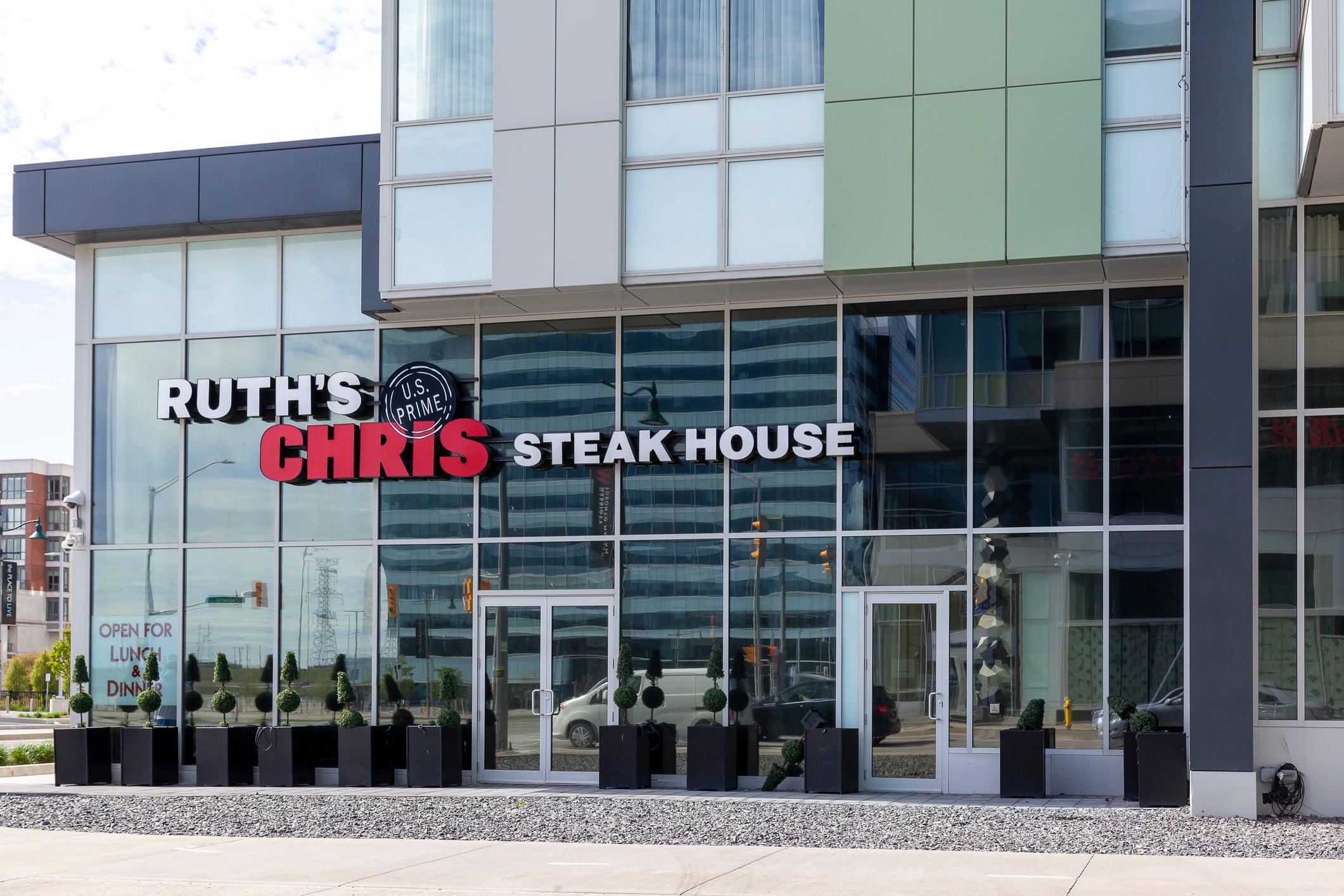 A Ruth's Chris Steak House where baseball caps and other casual wear clothing is not allowed in the restaurant
