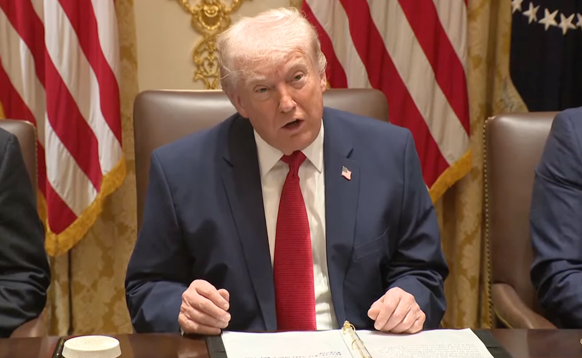 Donald Trump has erstwhile again lashed retired astatine Nato