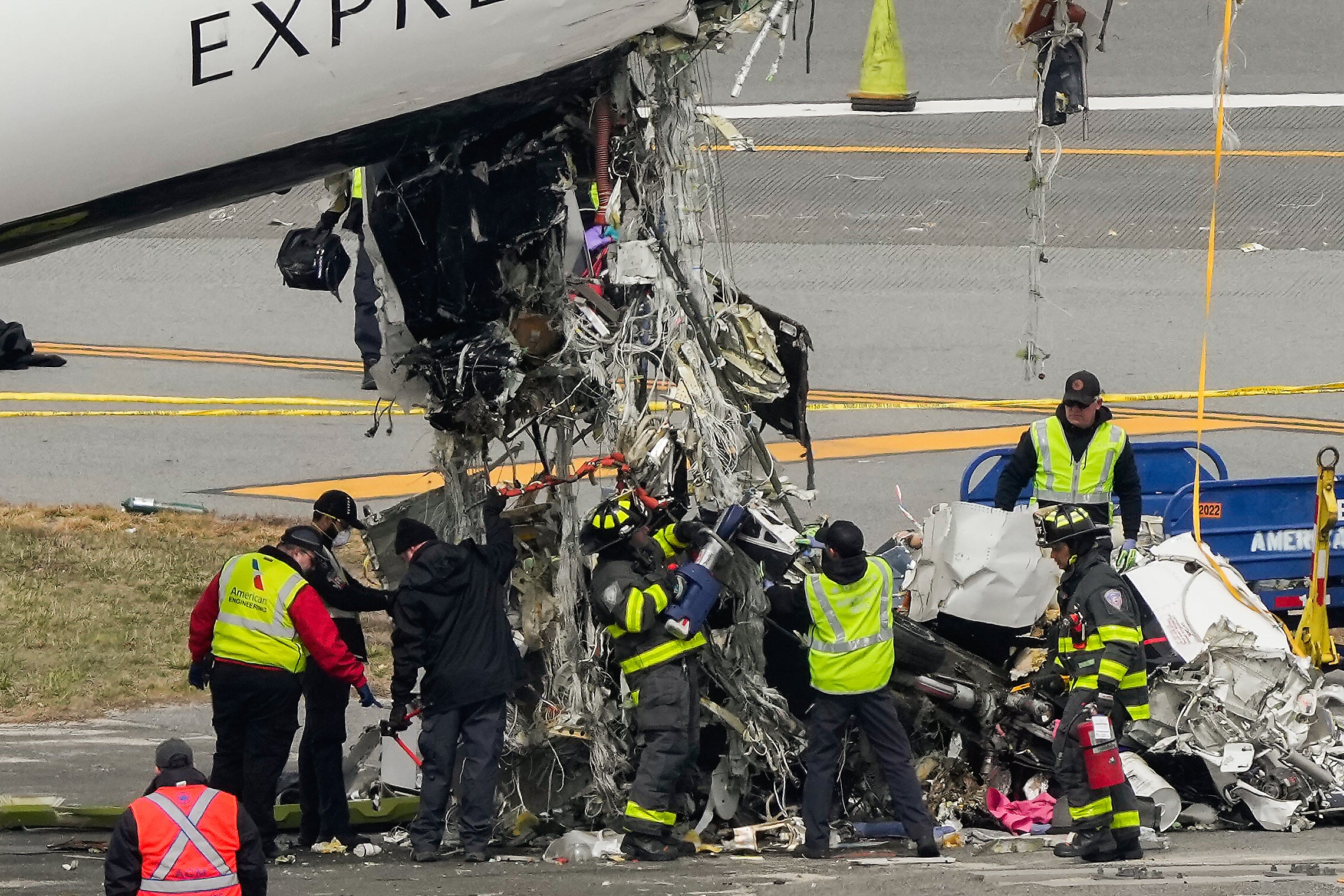The collision occurred precocious Sunday nighttime erstwhile an Air Canada location jet, carrying 76 group and arriving from Montreal, struck an airdrome occurrence truck