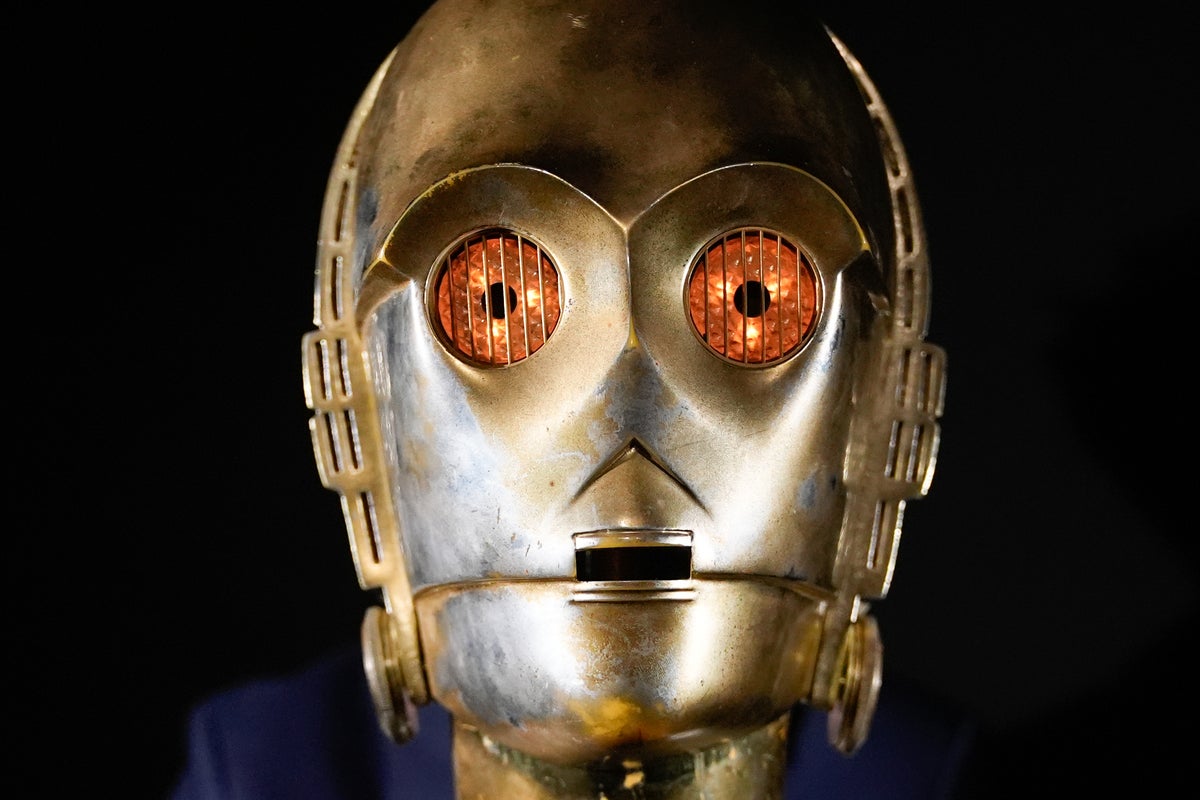 Star Wars head sells for more than a million dollars at huge Propstore auction