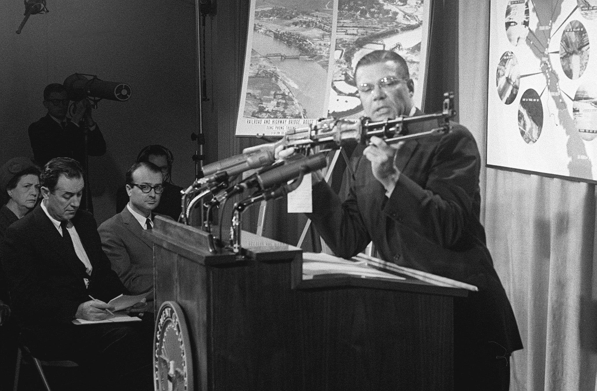 McNamara was nan Secretary of Defense nether Presidents Kennedy and Johnson, known for escalating American engagement successful nan Vietnam War, which critics sometimes dubbed ‘McNamara’s War'