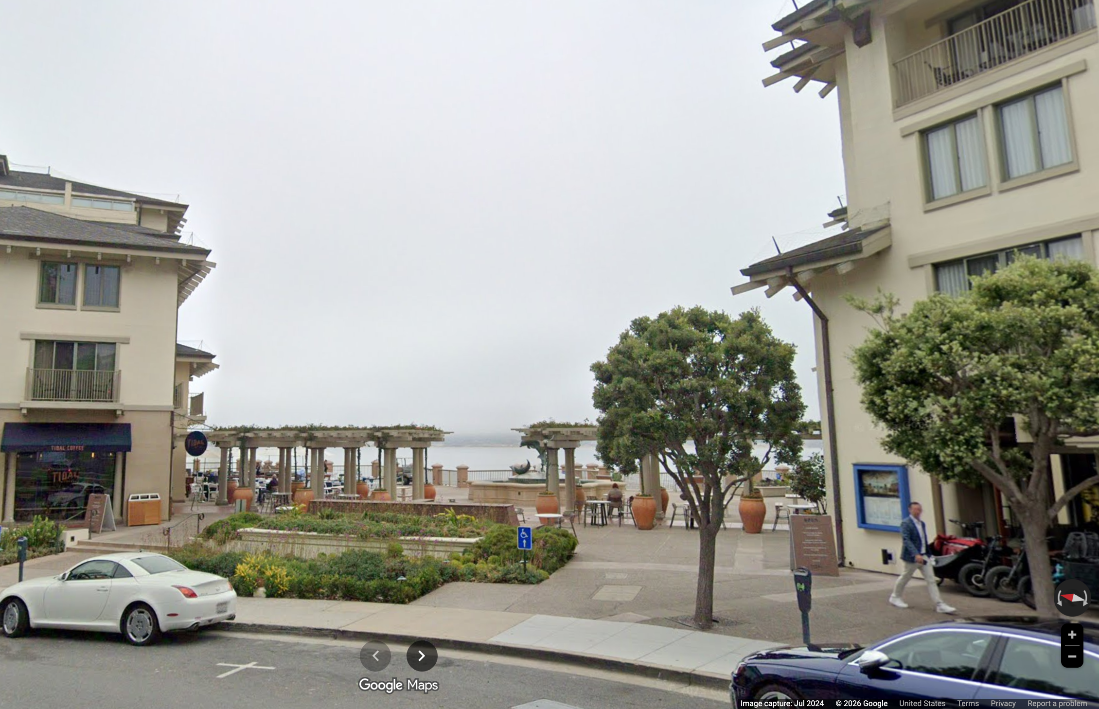 Man plunges to his death from hotel patio overlooking California cliffs after fight breaks out