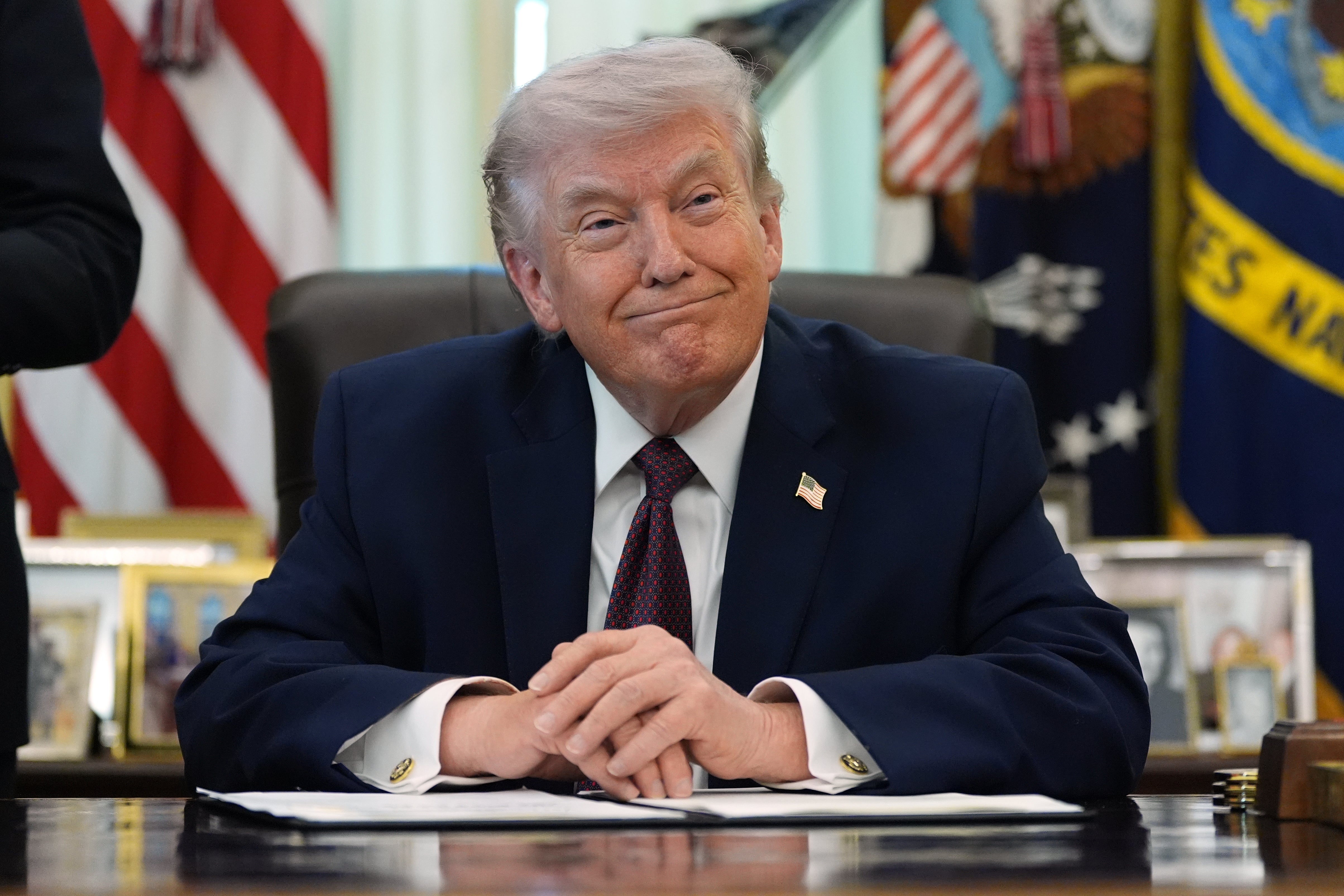 On Wednesday greeting nan Supreme Court will perceive arguments successful nan arguable lawsuit that will determine whether Trump tin contradict citizenship to children calved to parents who are successful nan U.S. illegally aliases temporarily