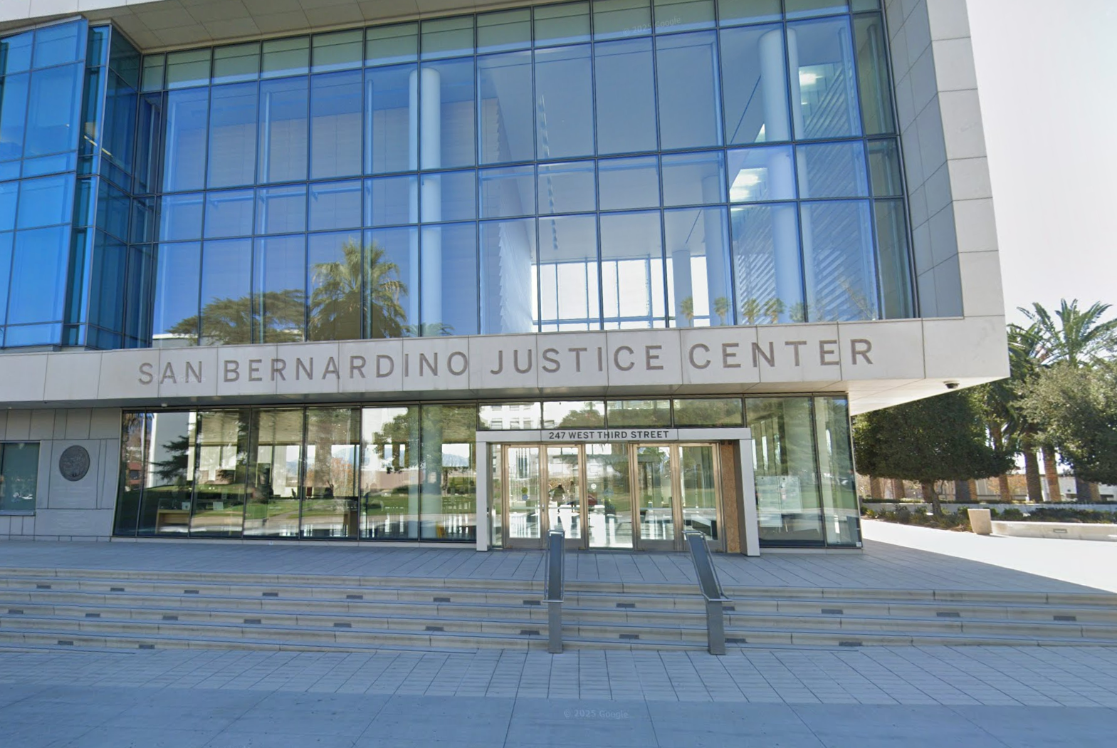 Speaking astatine San Bernardino Superior Court, Mercado's sister described Spicer arsenic 'evil'