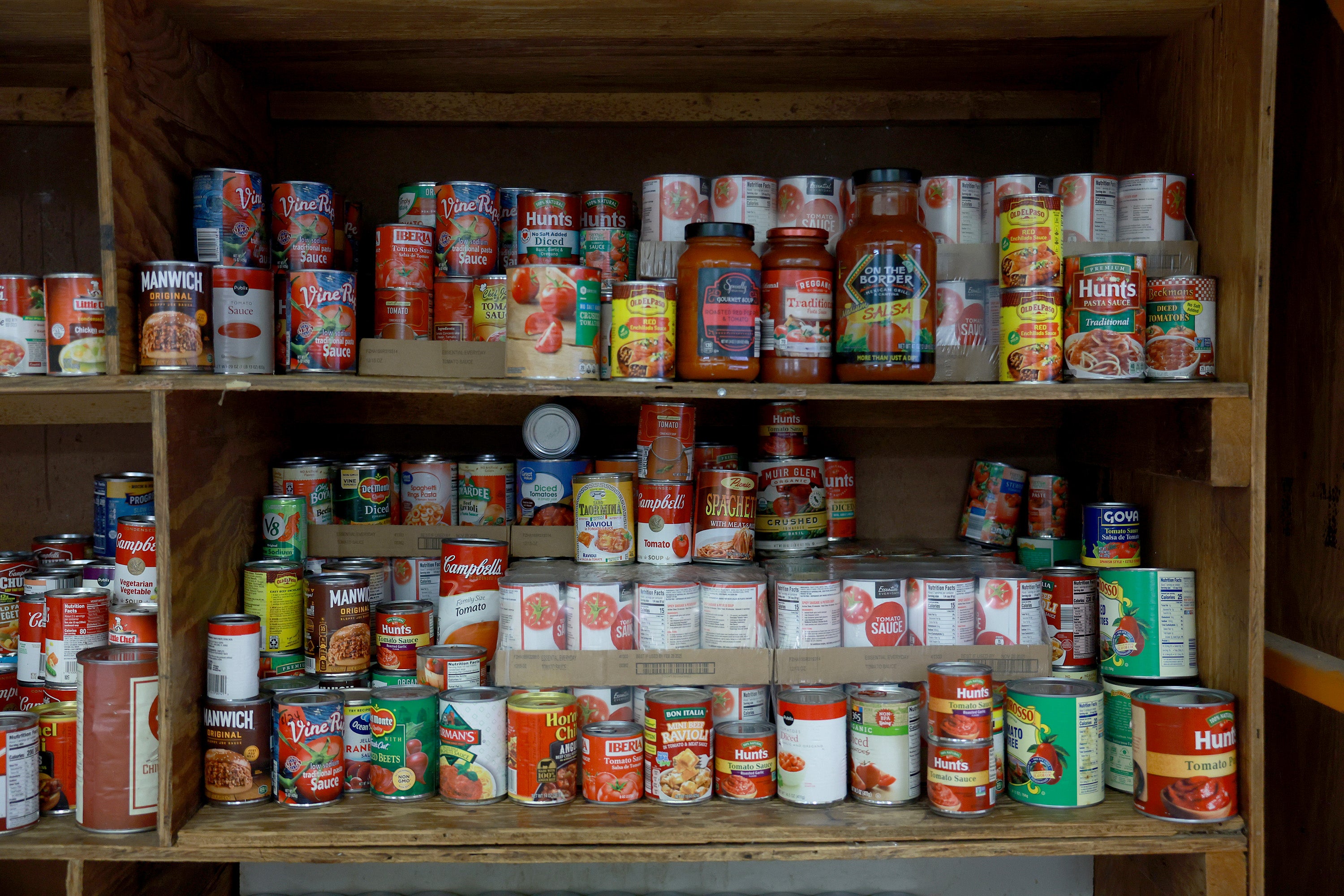 Food pantry network across the Midwest abruptly shuts down leaving 300,000 families in the lurch