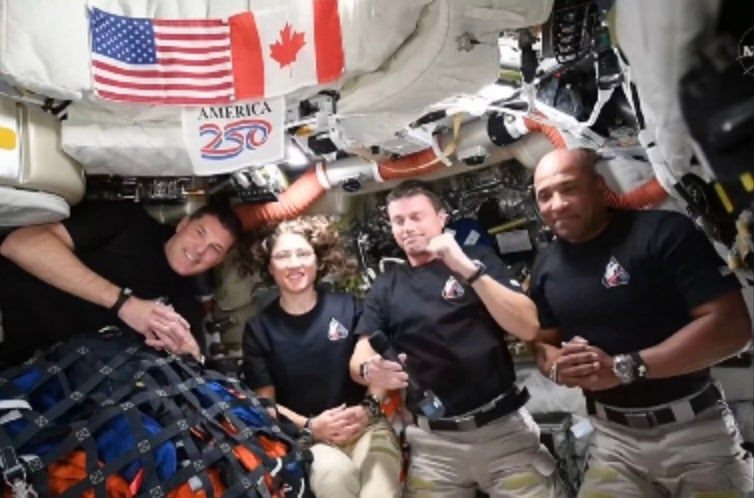 President Donald Trump beamed successful to speak pinch NASA astronauts connected their spacecraft aft they circled nan acold broadside of nan satellite and began to caput location to Earth