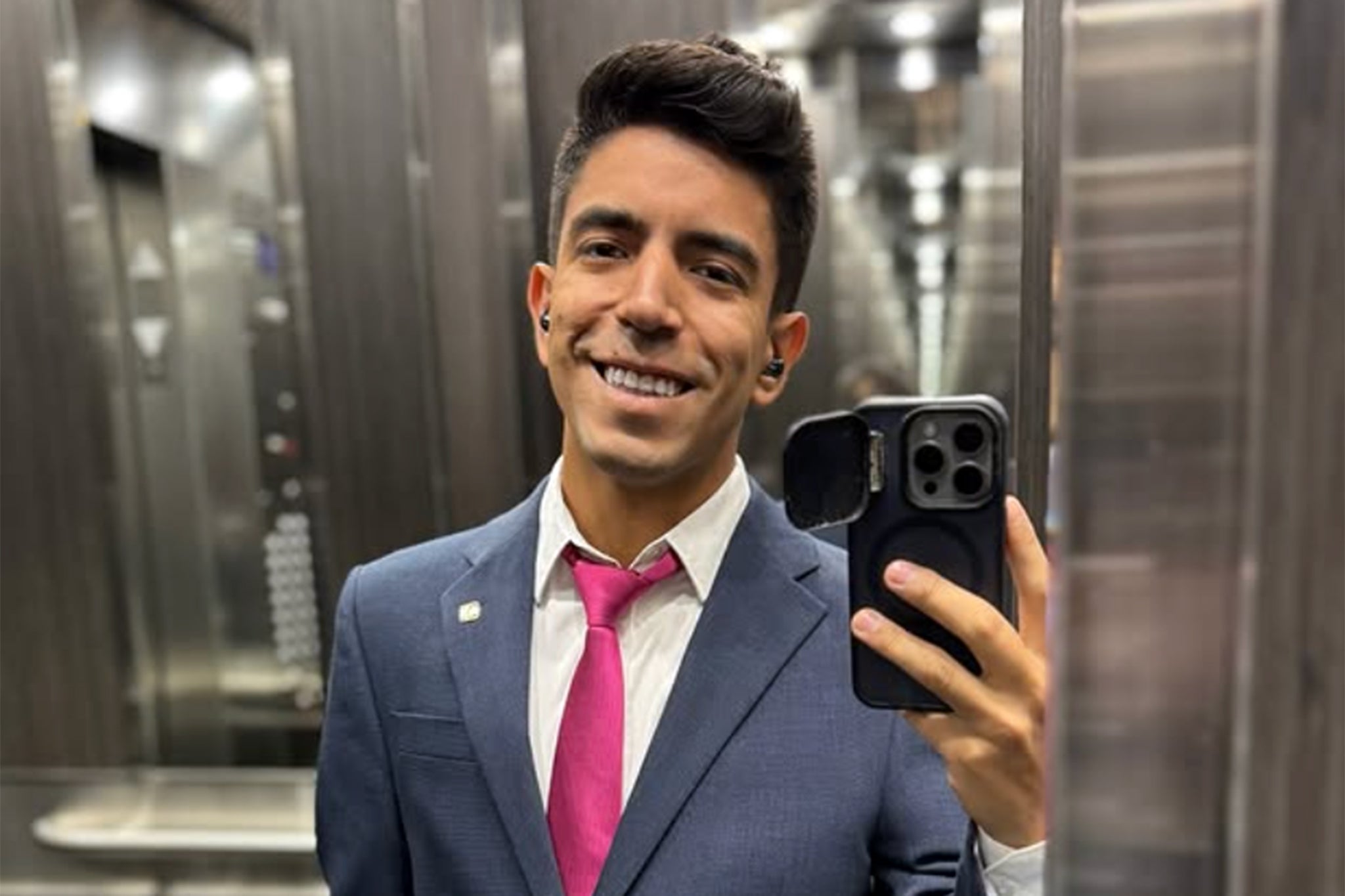 Canadian adult-film model claims border patrol quizzed him about his sexuality before banning him from U.S. over his past