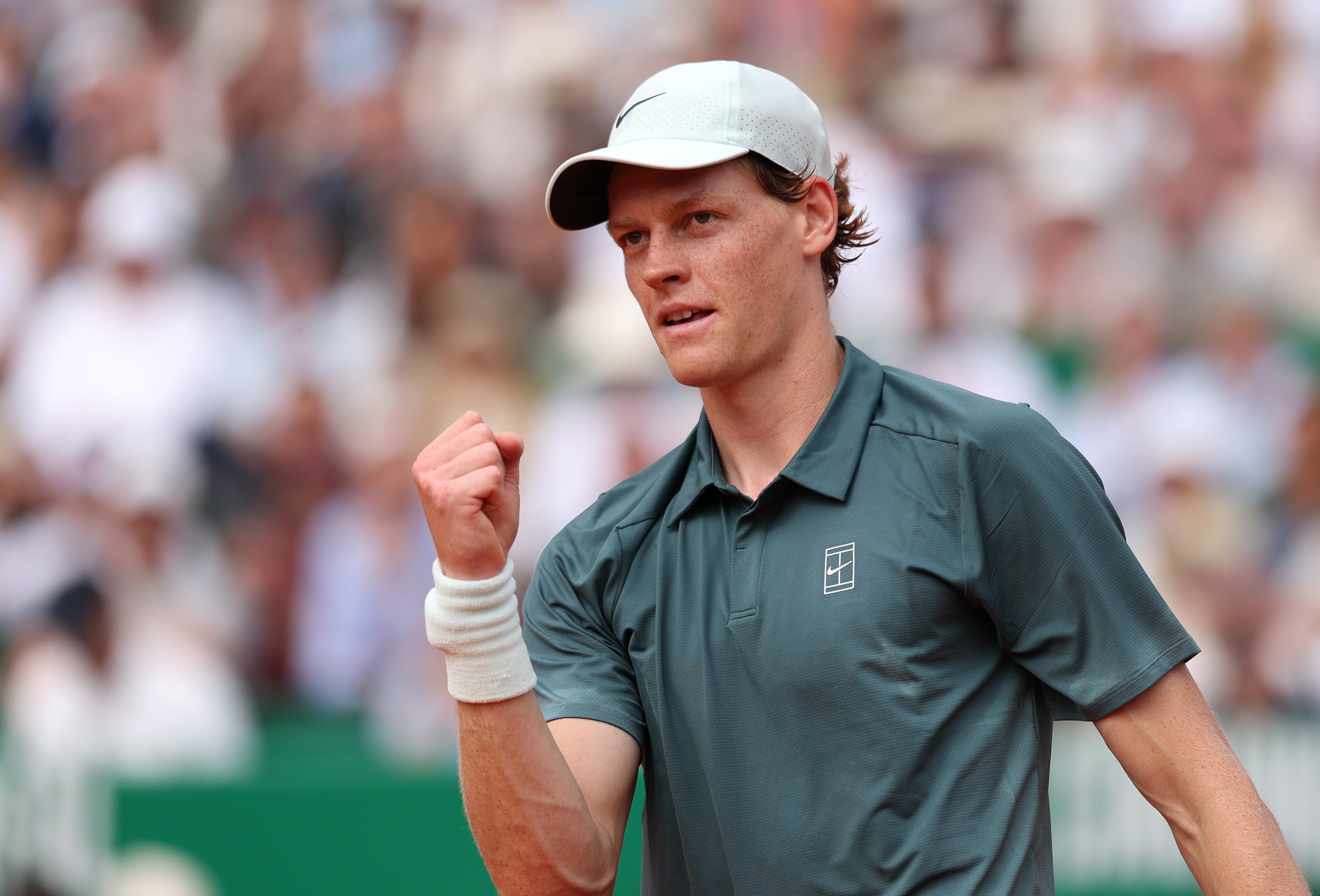 Jannik Sinner and Carlos Alcaraz power into Monte-Carlo semi-finals