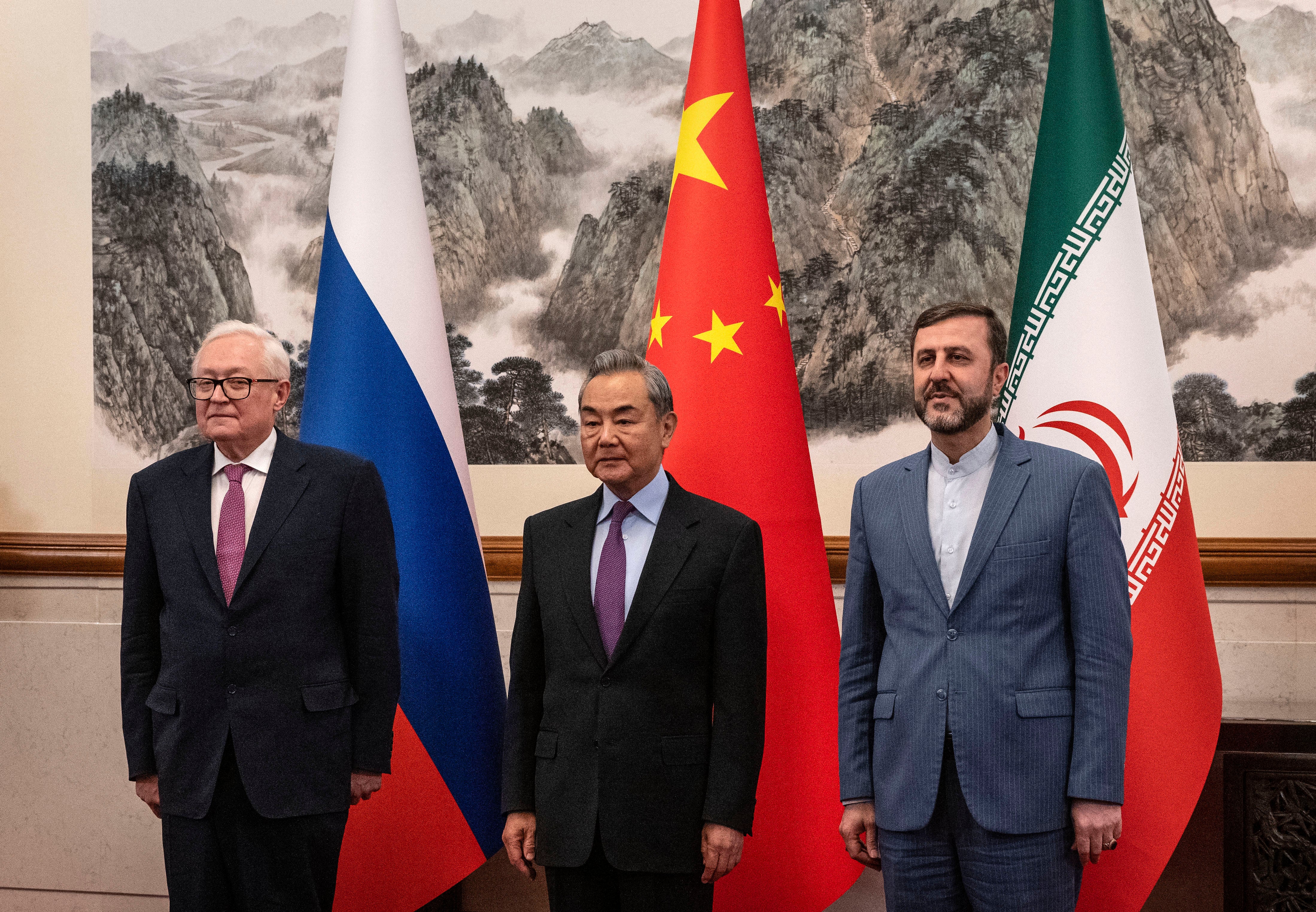 Last year, China's overseas curate met pinch Russia's and Iran's lawman overseas ministers to talk sanctions alleviation connected Iran