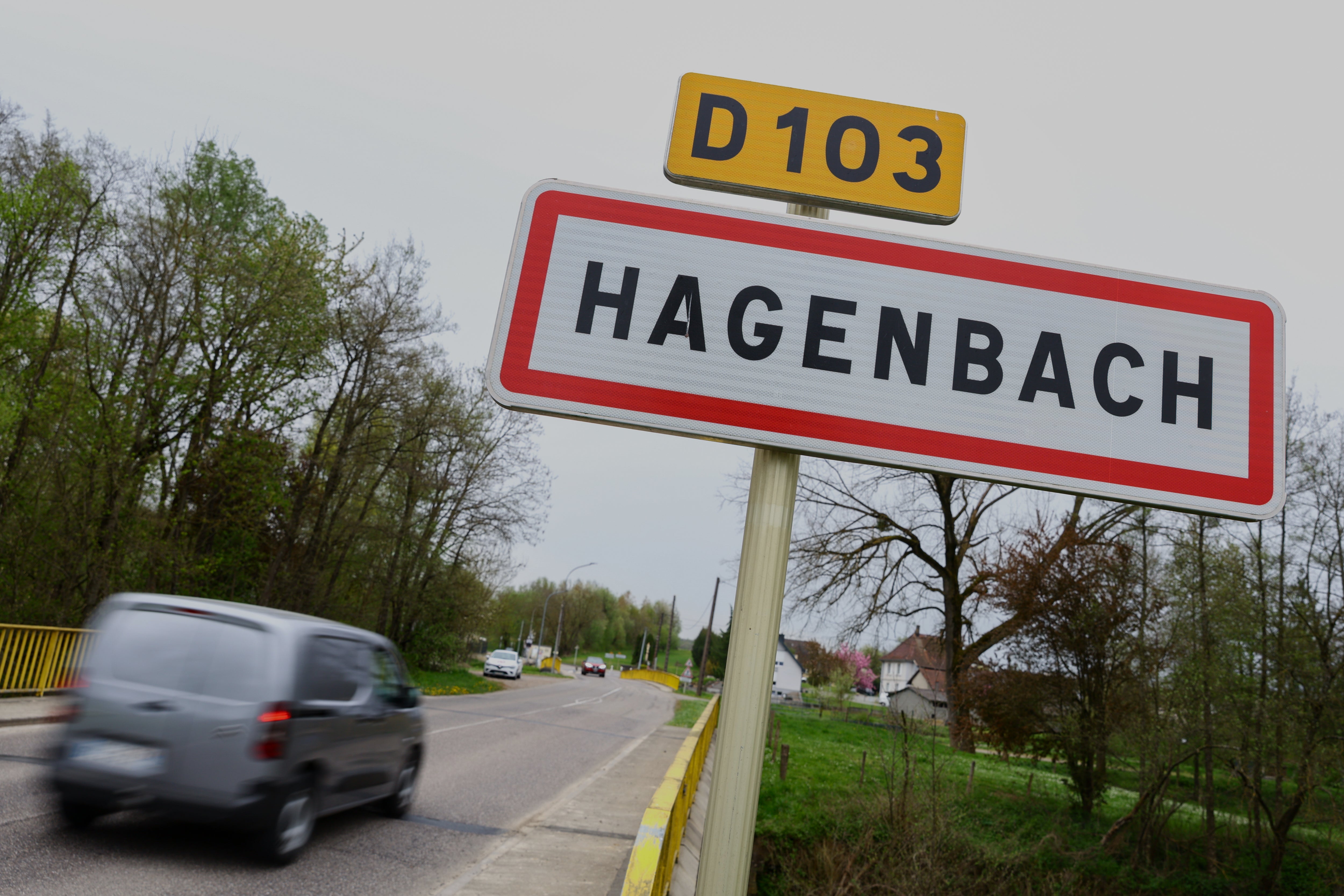 The boy was found in the village of Hagenbach