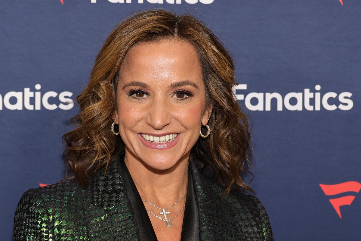 NFL reporter seen holding hands with married Patriots coach resigns from the Athletic