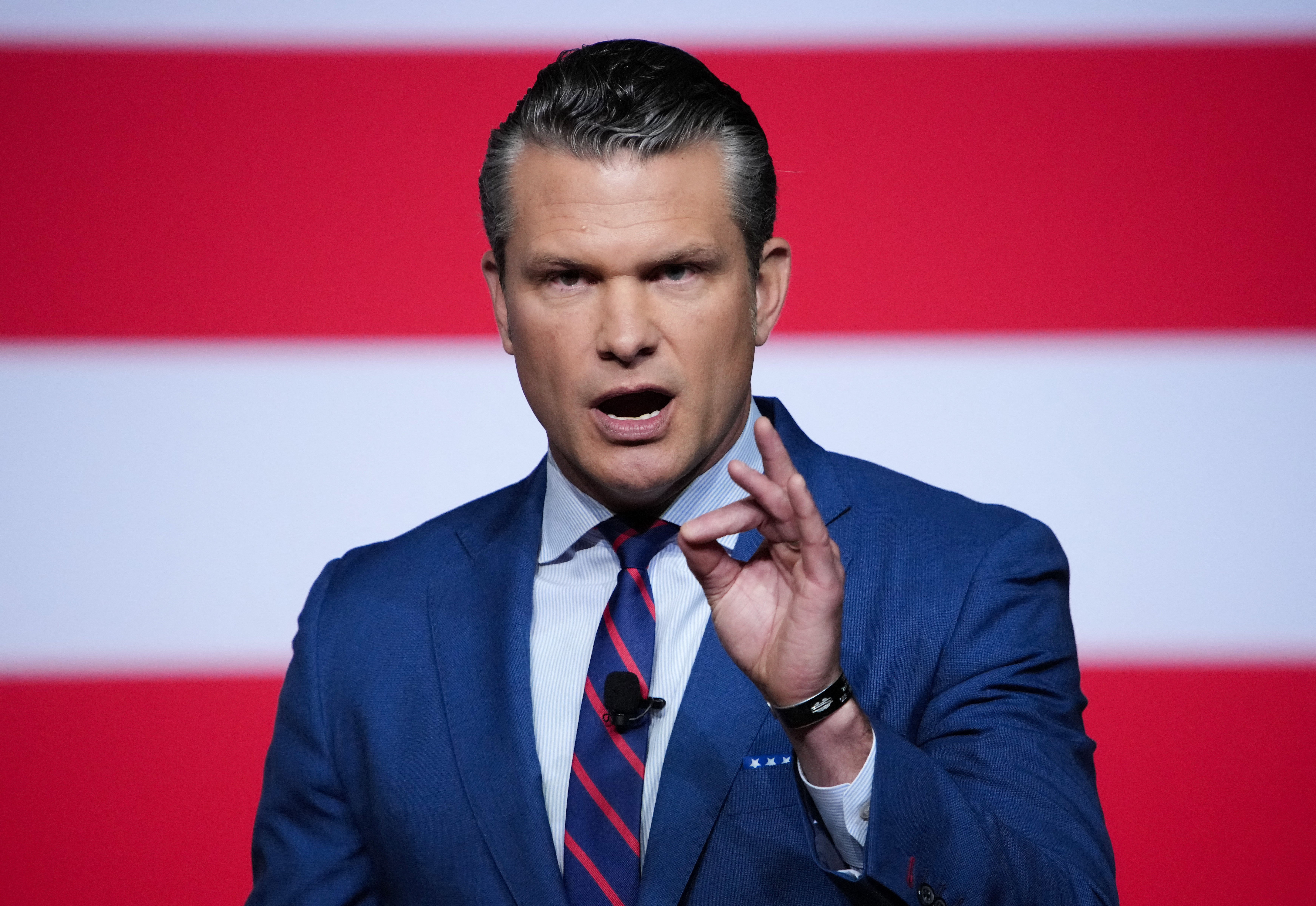 Defense Secretary Pete Hegseth deed retired astatine 'dudes successful dresses' successful an reside to elder subject officers astatine Marine Corps Base Quantico successful Virginia past September