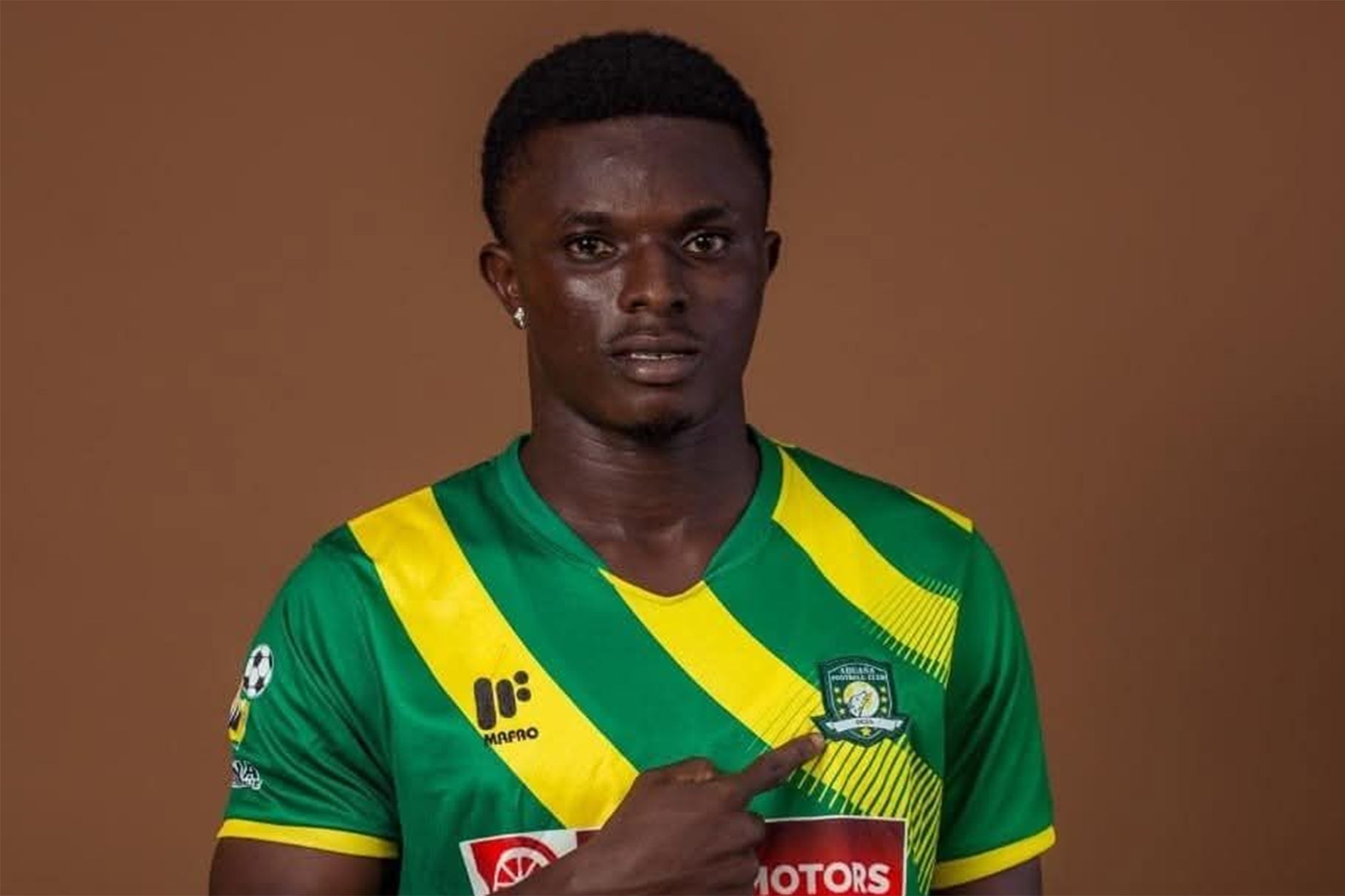 Ghanaian footballer shot dead in horrific armed robbery attack on team bus