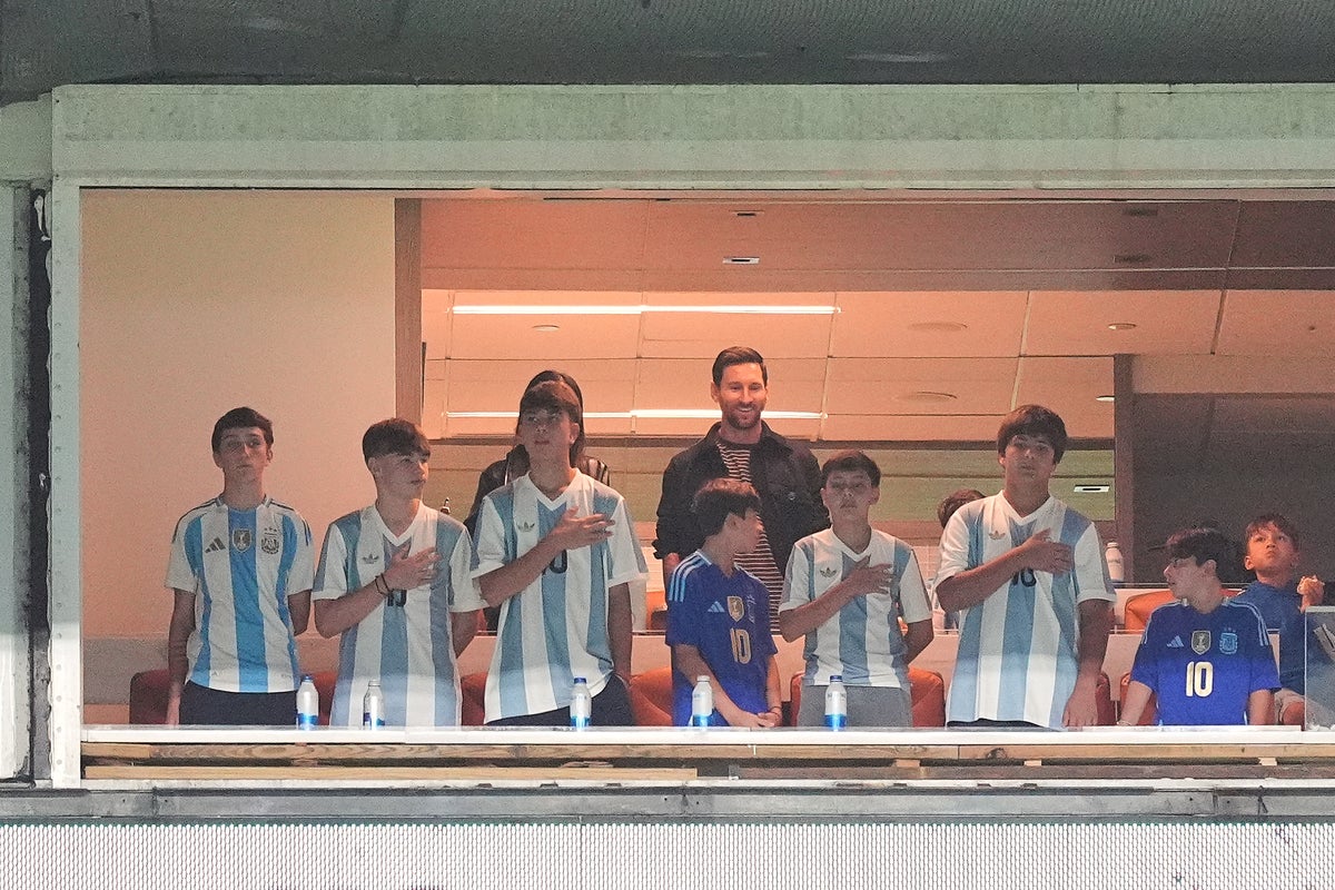 Lionel Messi accused of breaching $7 million contract by sitting out a Florida soccer friendly