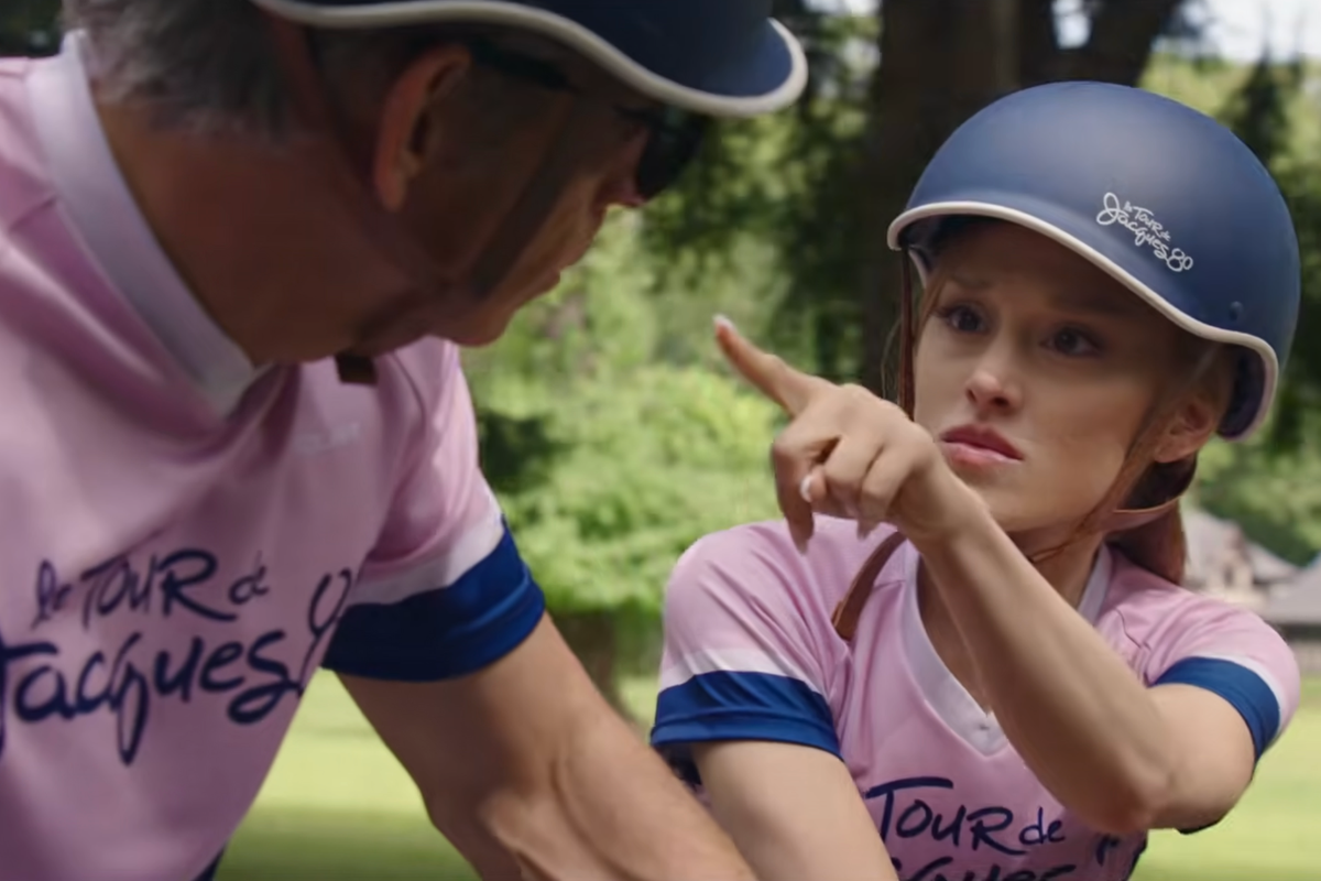 Ariana Grande fans call out 'obvious' editing error in Focker-In-Law trailer