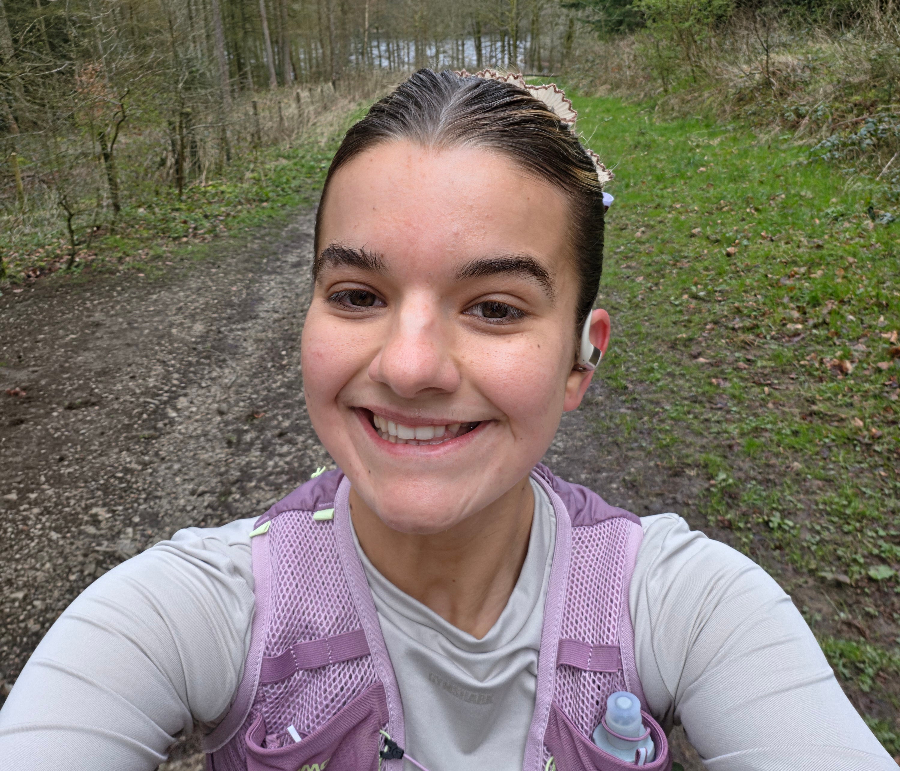 Beth uses Samsung Galaxy S26 Ultra’s front-facing camera, powered by its Advanced Selfie AI processor