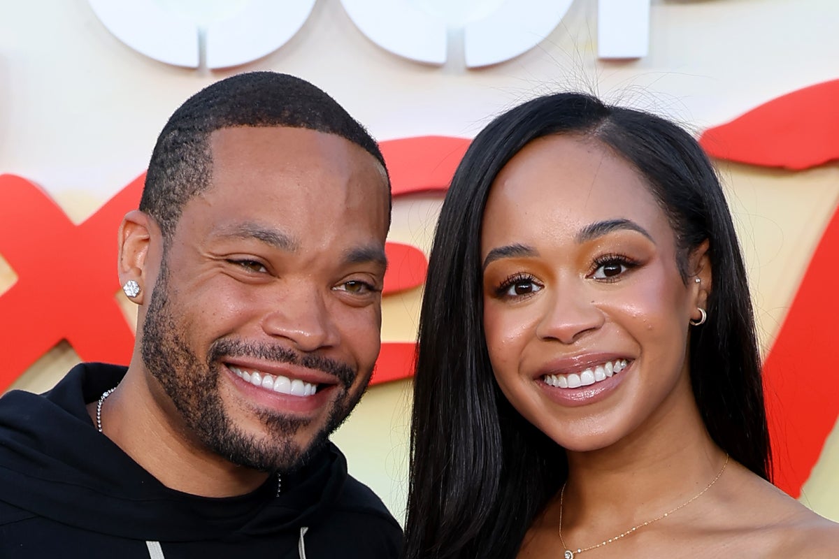 Eddie Murphy and Martin Lawrence become grandparents as their kids welcome first baby together Eddie Murphy and Martin Lawrence become grandparents as their kids welcome first baby together