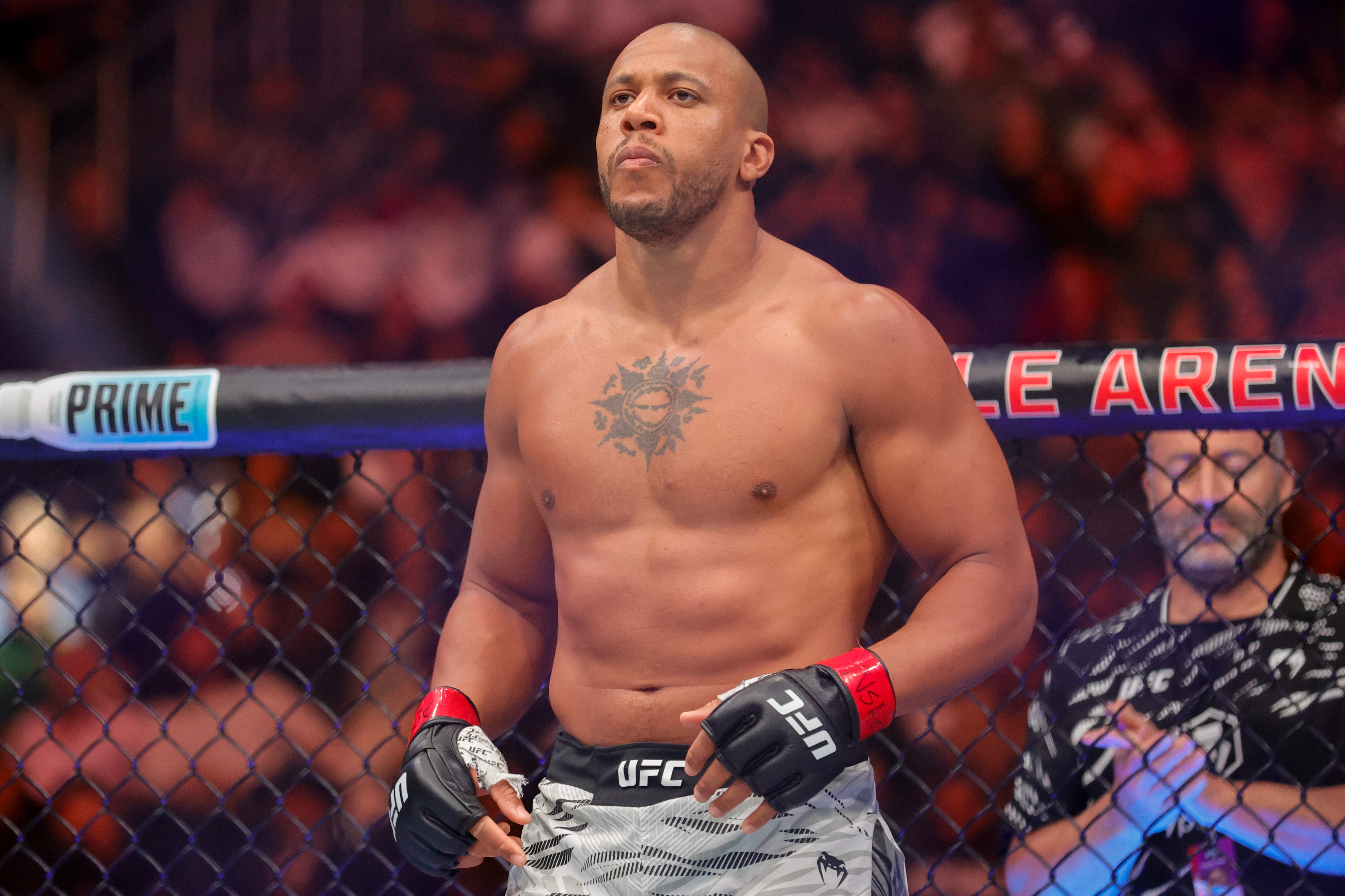 Ciryl Gane tried to recruit Tom Aspinall training partner before fighting Briton