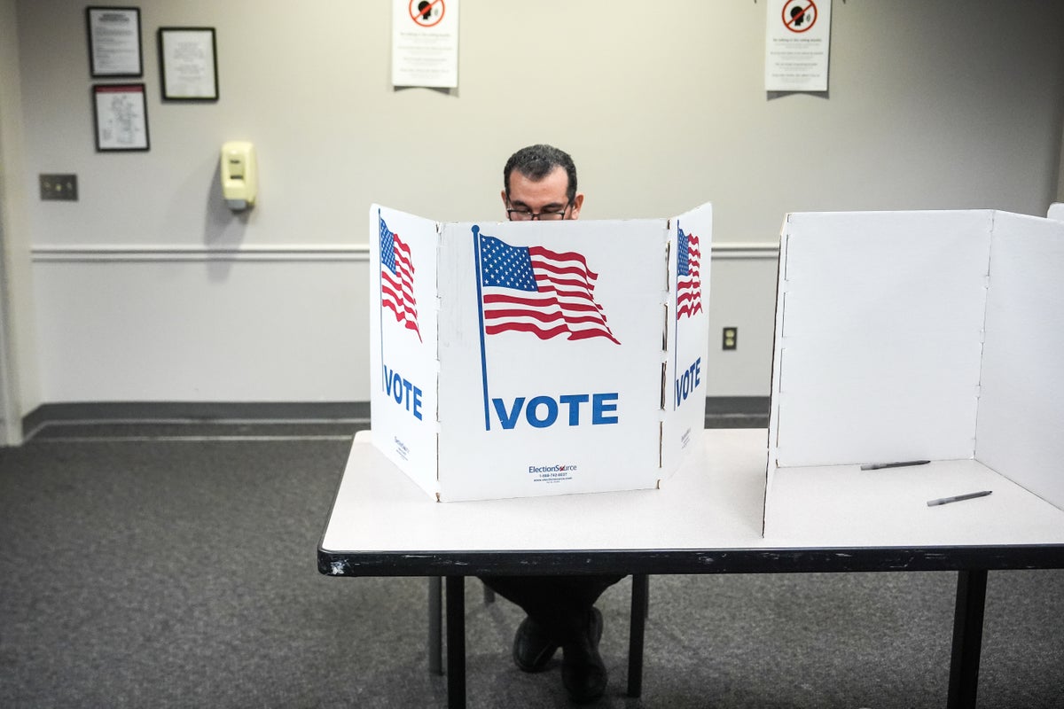 Virginia Approves Redistricting Plan That Could Help Democrats Gain Four More House Seats