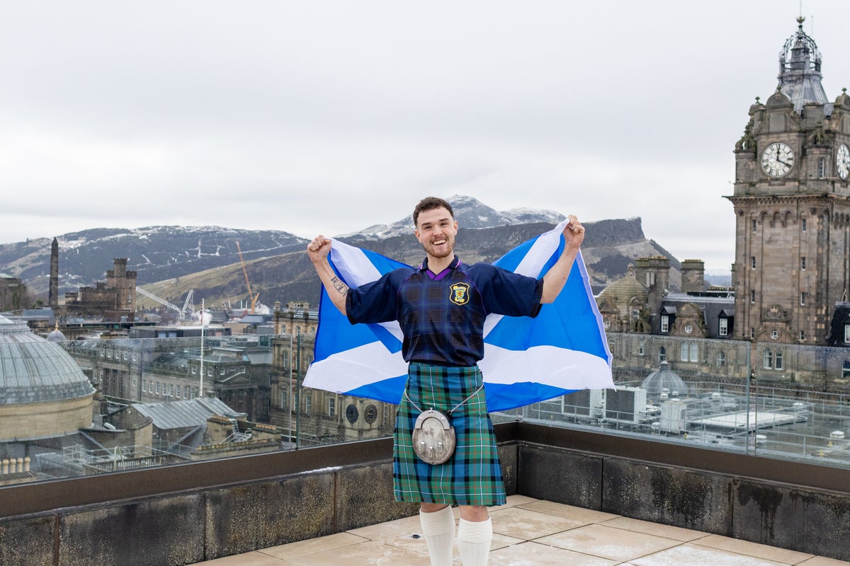 Man aiming to be first-ever to trek across US wearing kilt shares his driving force of motivation Man aiming to be first-ever to trek across US wearing kilt shares his driving force of motivation