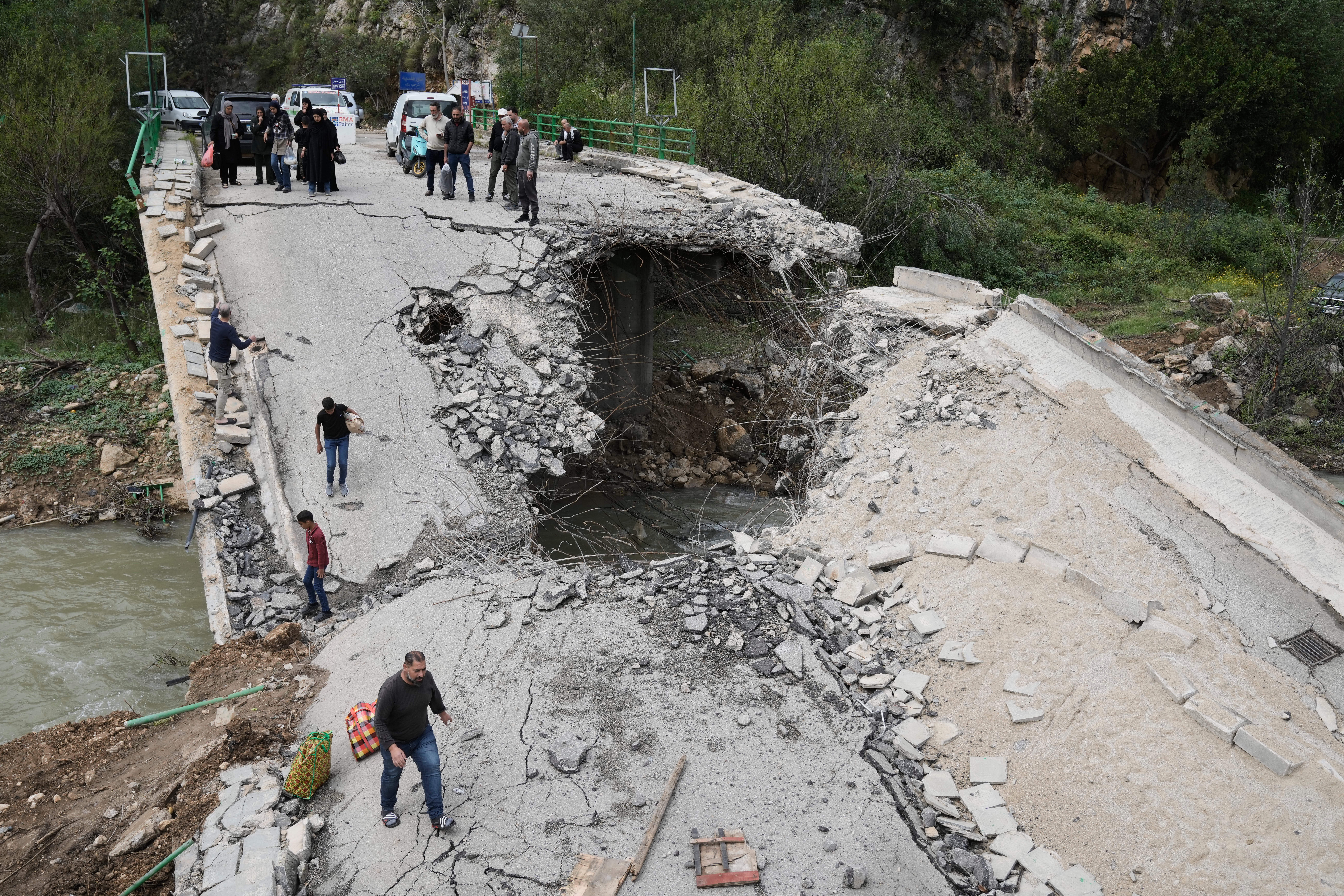 The Lebanon-Israel ceasefire has yielded a important simplification successful violence, but attacks person continued successful confederate Lebanon, wherever Israeli troops person seized a self-declared buffer zone