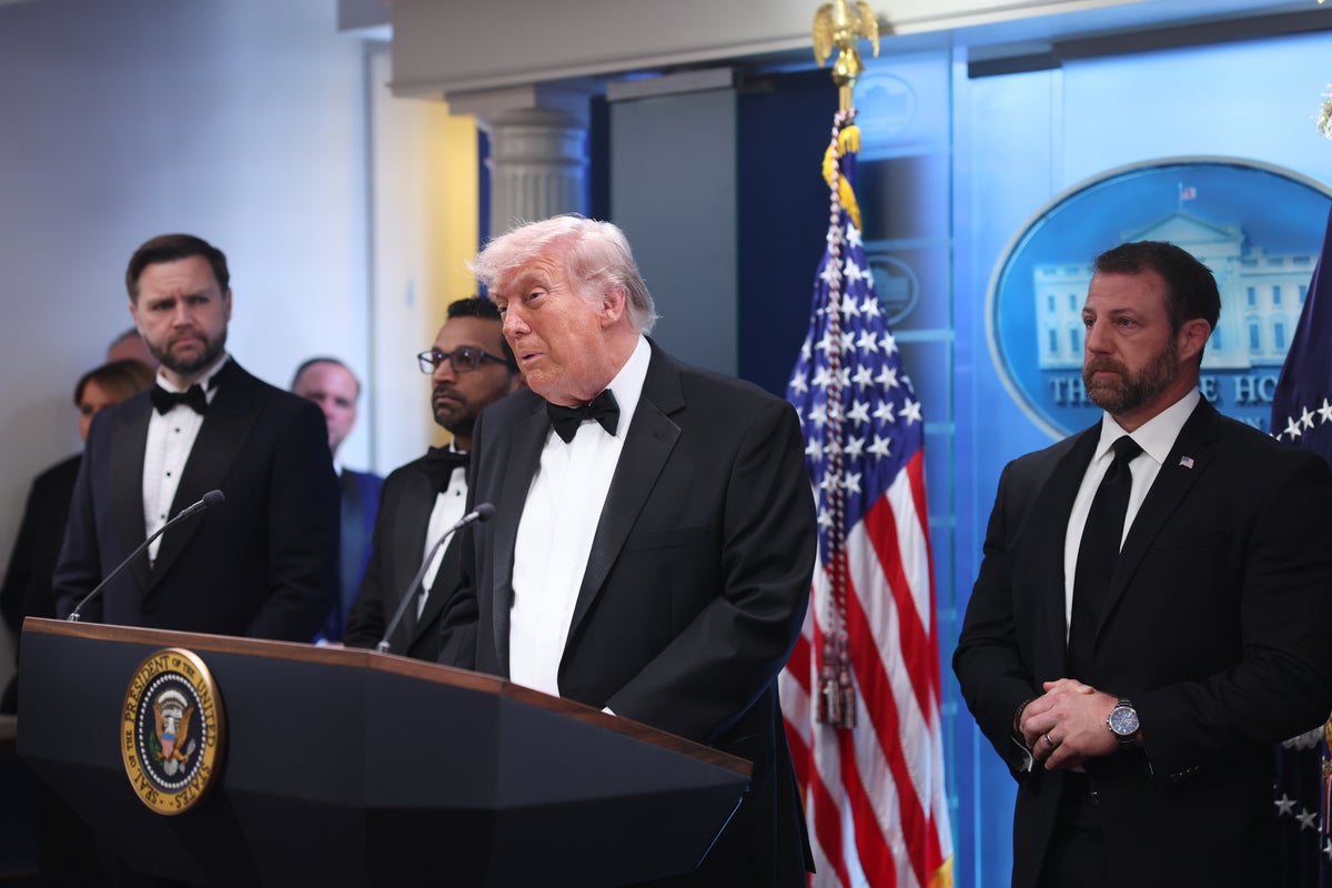 Trump calls response to shooting a ‘very beautiful thing’: Live Updates